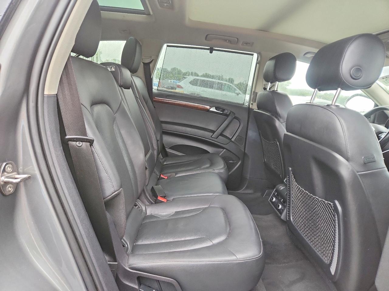 2015 Audi Q7 Prestige Gray vin: WA1DGAFE0FD004664
