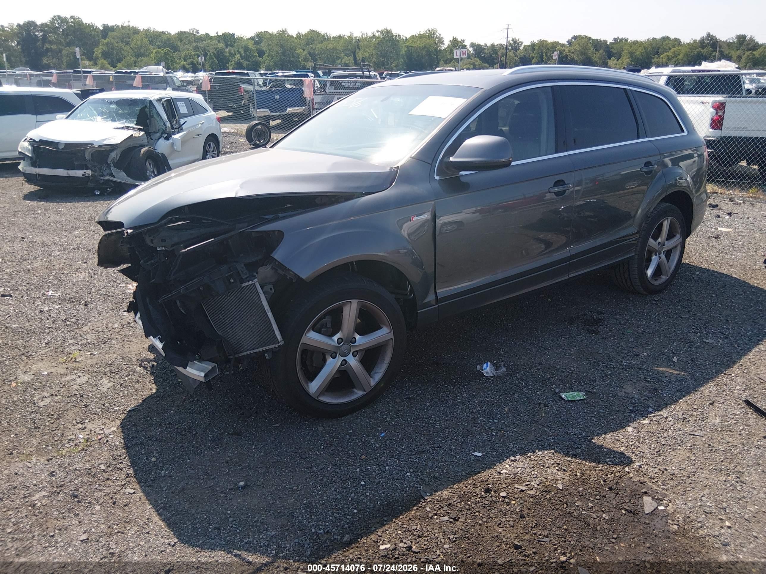 2015 Audi Q7 3.0t S Line Prestige Gray vin: WA1DGAFE0FD020556