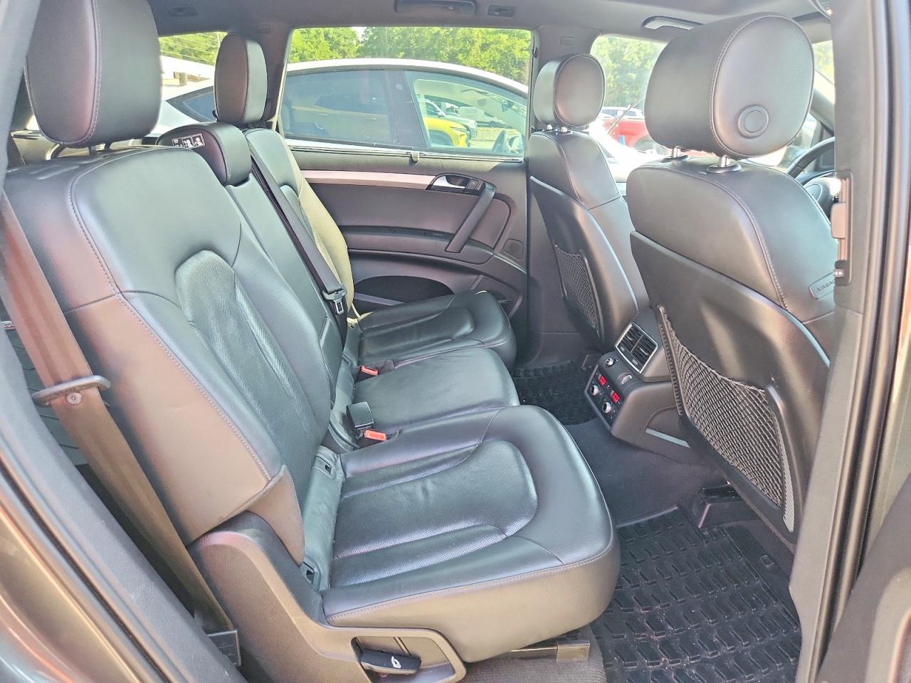 2015 Audi Q7 Prestige Серый vin: WA1DGAFE0FD029497