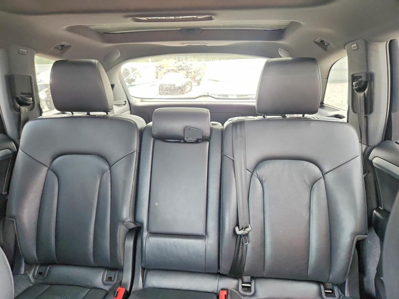 2015 Audi Q7 Prestige Black vin: WA1DGAFE2FD007176