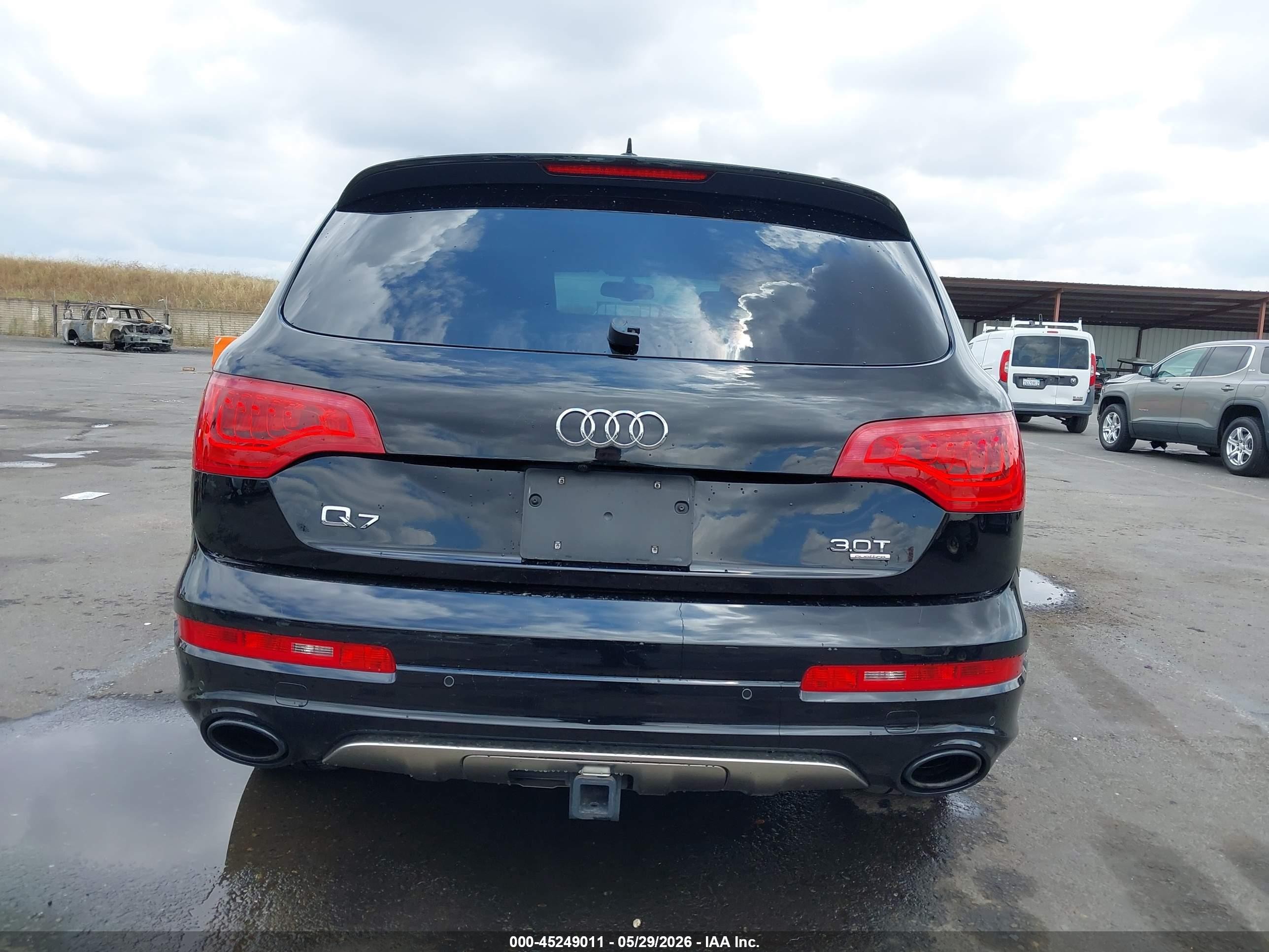 2015 Audi Q7 3.0t S Line Prestige Black vin: WA1DGAFE2FD029873