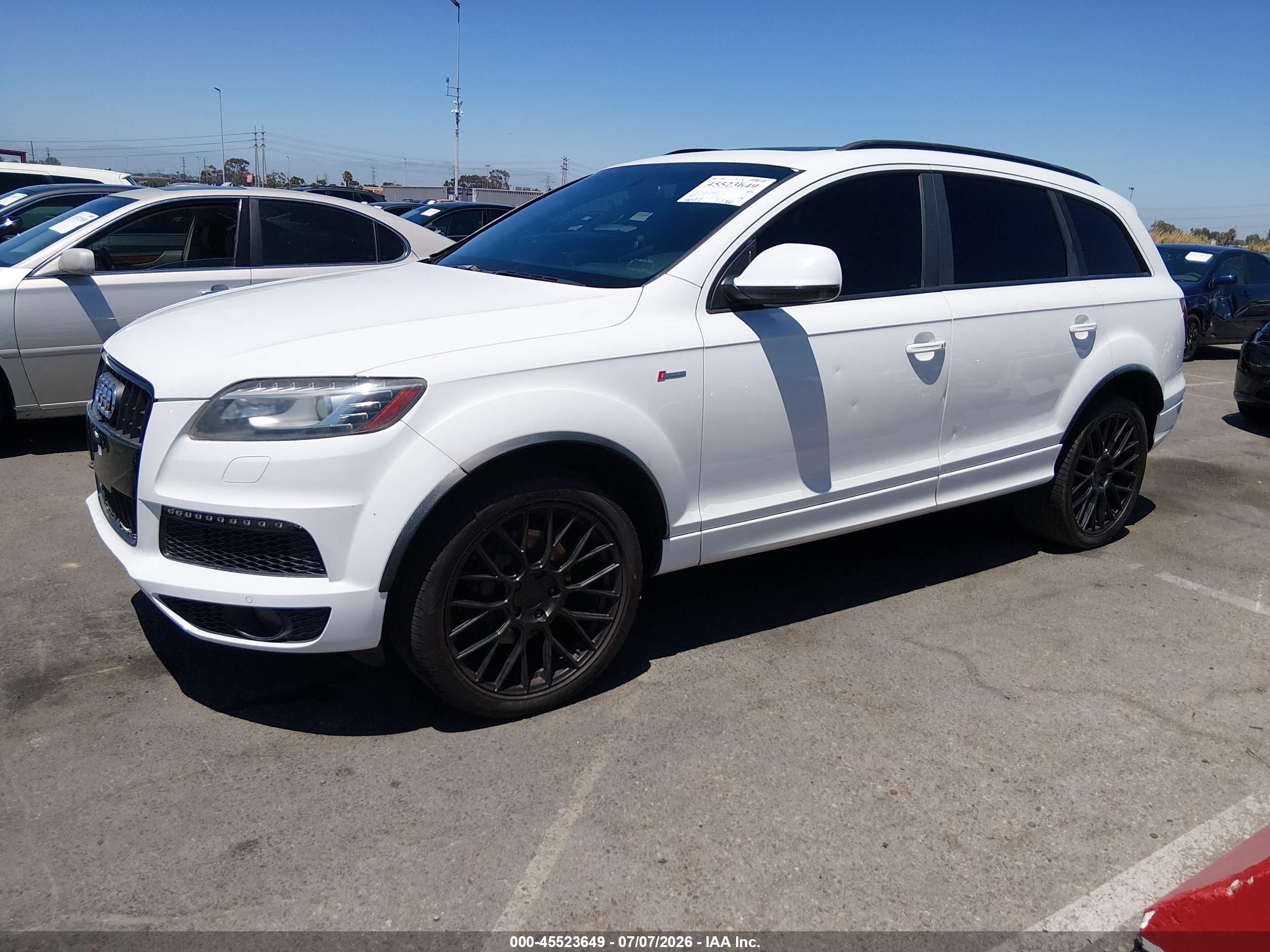 2014 Audi Q7 3.0t S Line Prestige Белый vin: WA1DGAFE3ED005628