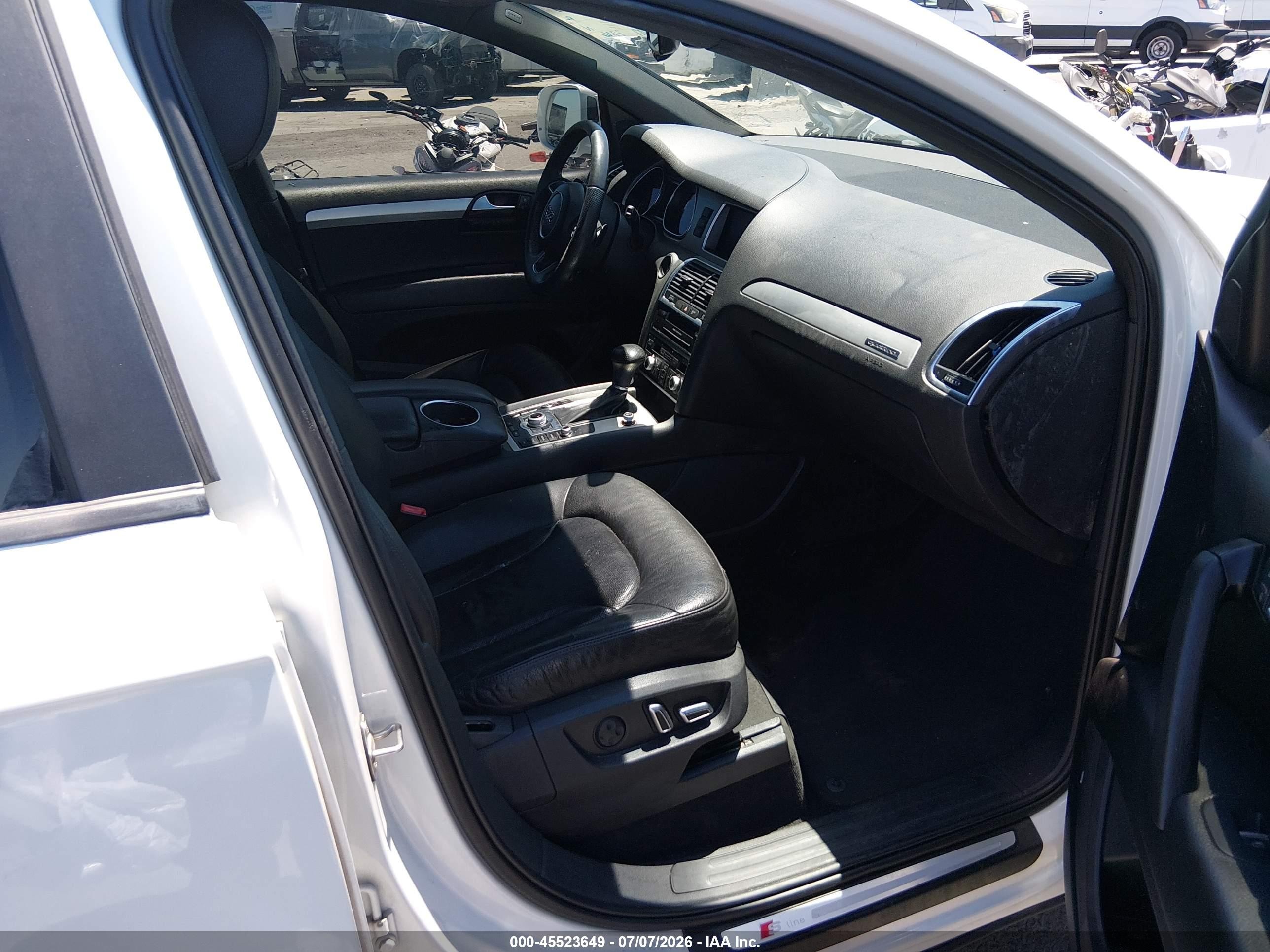 2014 Audi Q7 3.0t S Line Prestige Белый vin: WA1DGAFE3ED005628