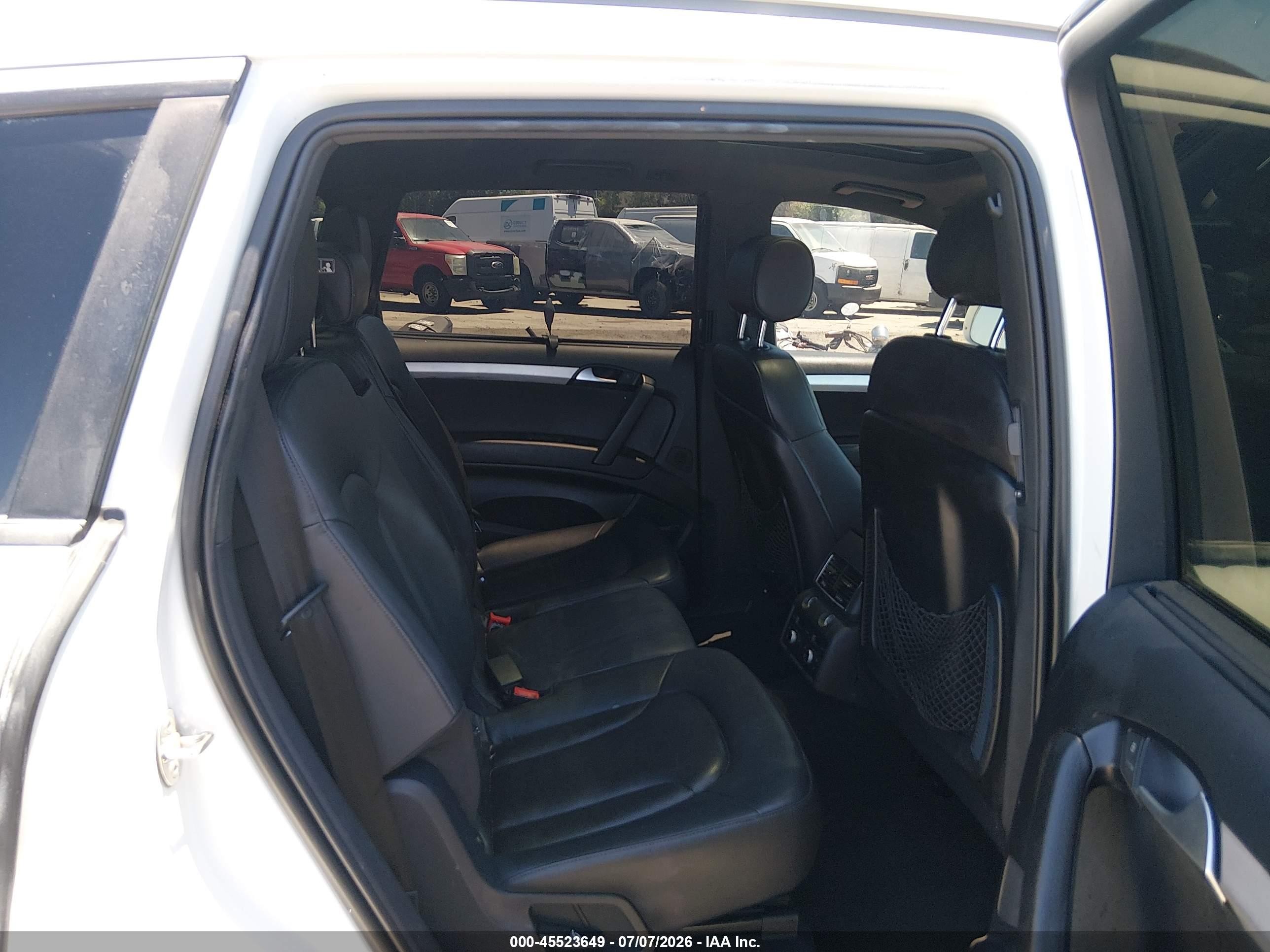 2014 Audi Q7 3.0t S Line Prestige Белый vin: WA1DGAFE3ED005628
