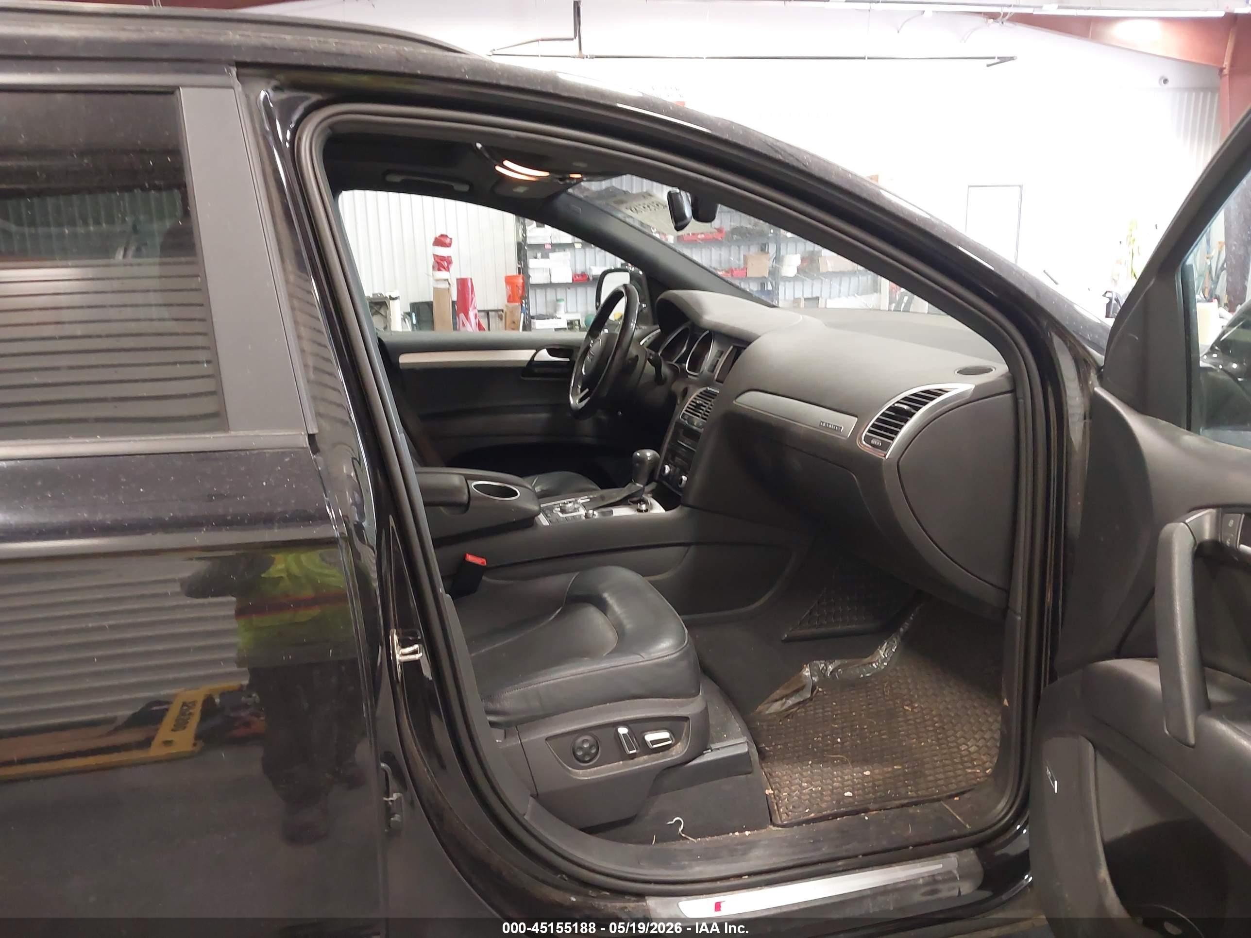 2015 Audi Q7 3.0t S Line Prestige Черный vin: WA1DGAFE3FD012709