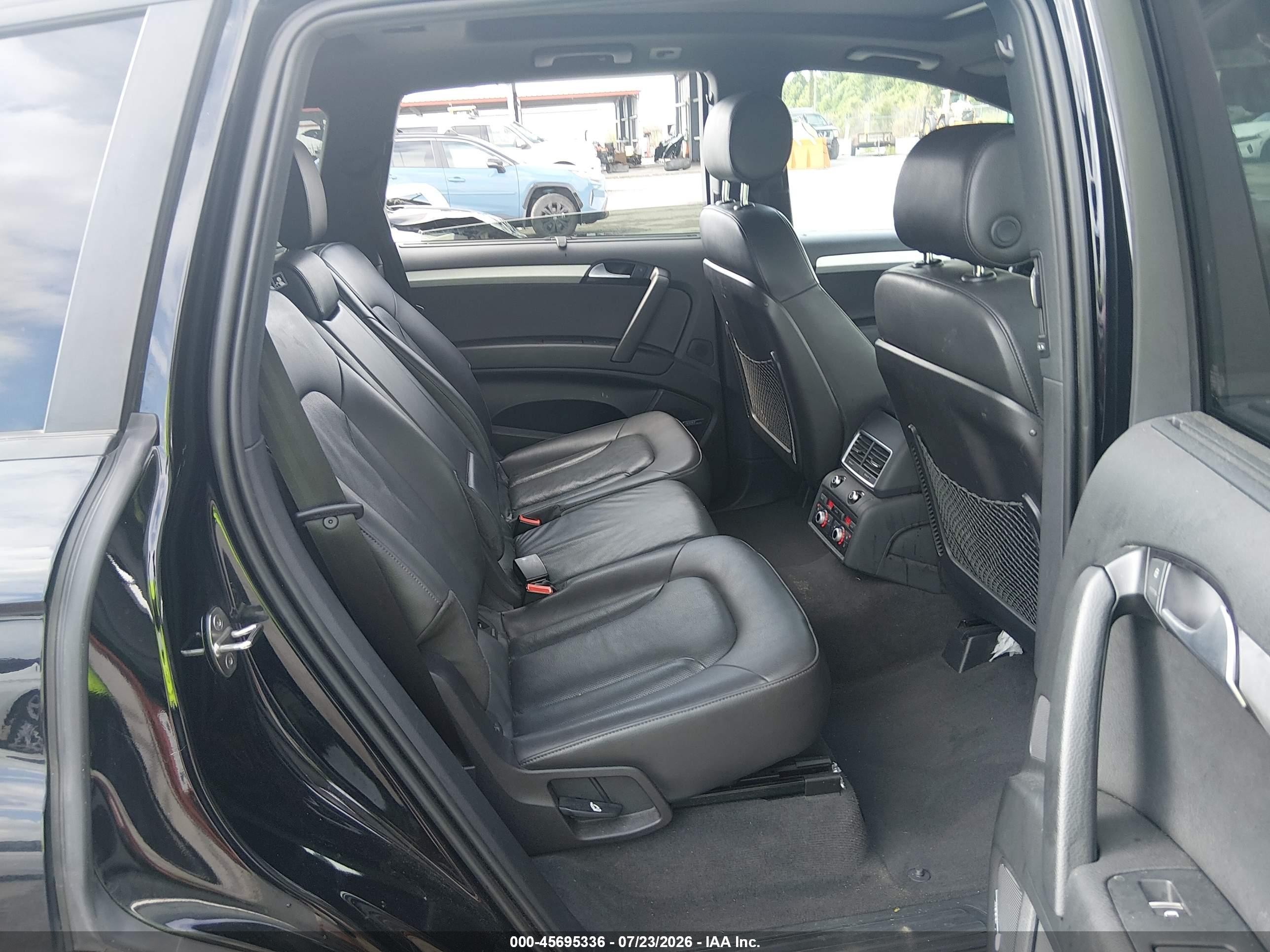 2015 Audi Q7 3.0t S Line Prestige Black vin: WA1DGAFE3FD026447