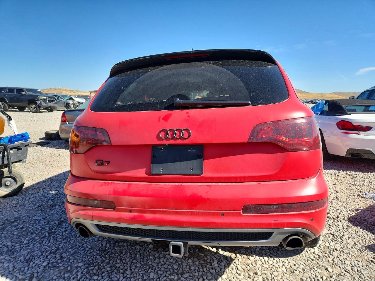 2015 Audi Q7 Prestige Red vin: WA1DGAFE4FD024772