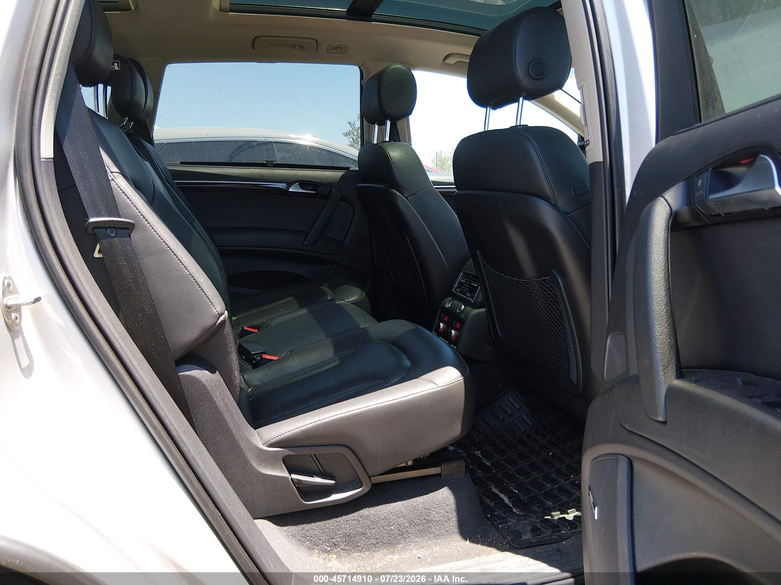 2011 Audi Q7 3.0t S Line Prestige Silver vin: WA1DGAFE5BD009546