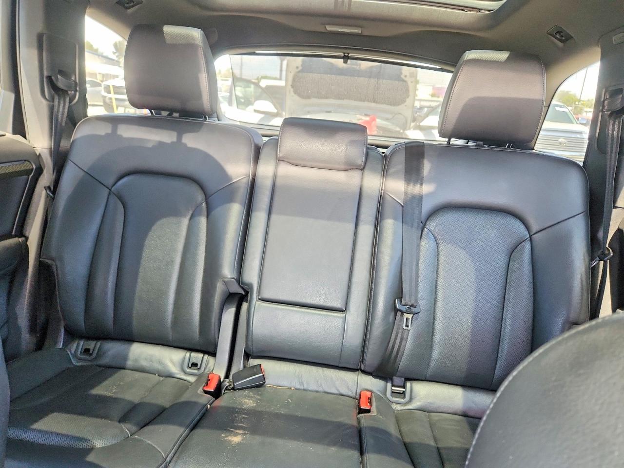 2015 Audi Q7 Prestige White vin: WA1DGAFE5FD001503