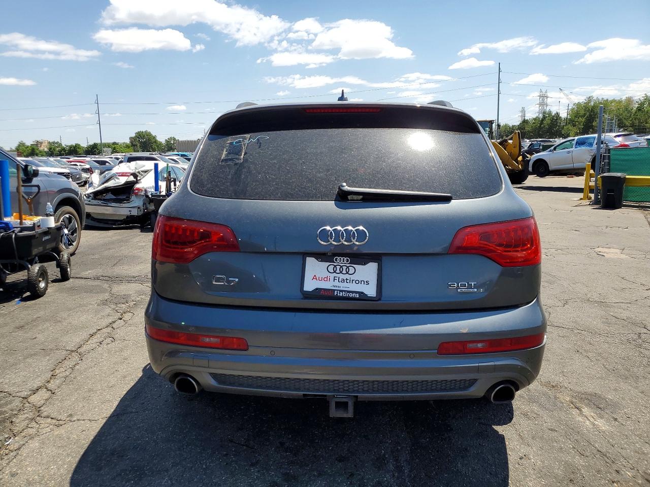 2015 Audi Q7 Prestige Gray vin: WA1DGAFE5FD019404