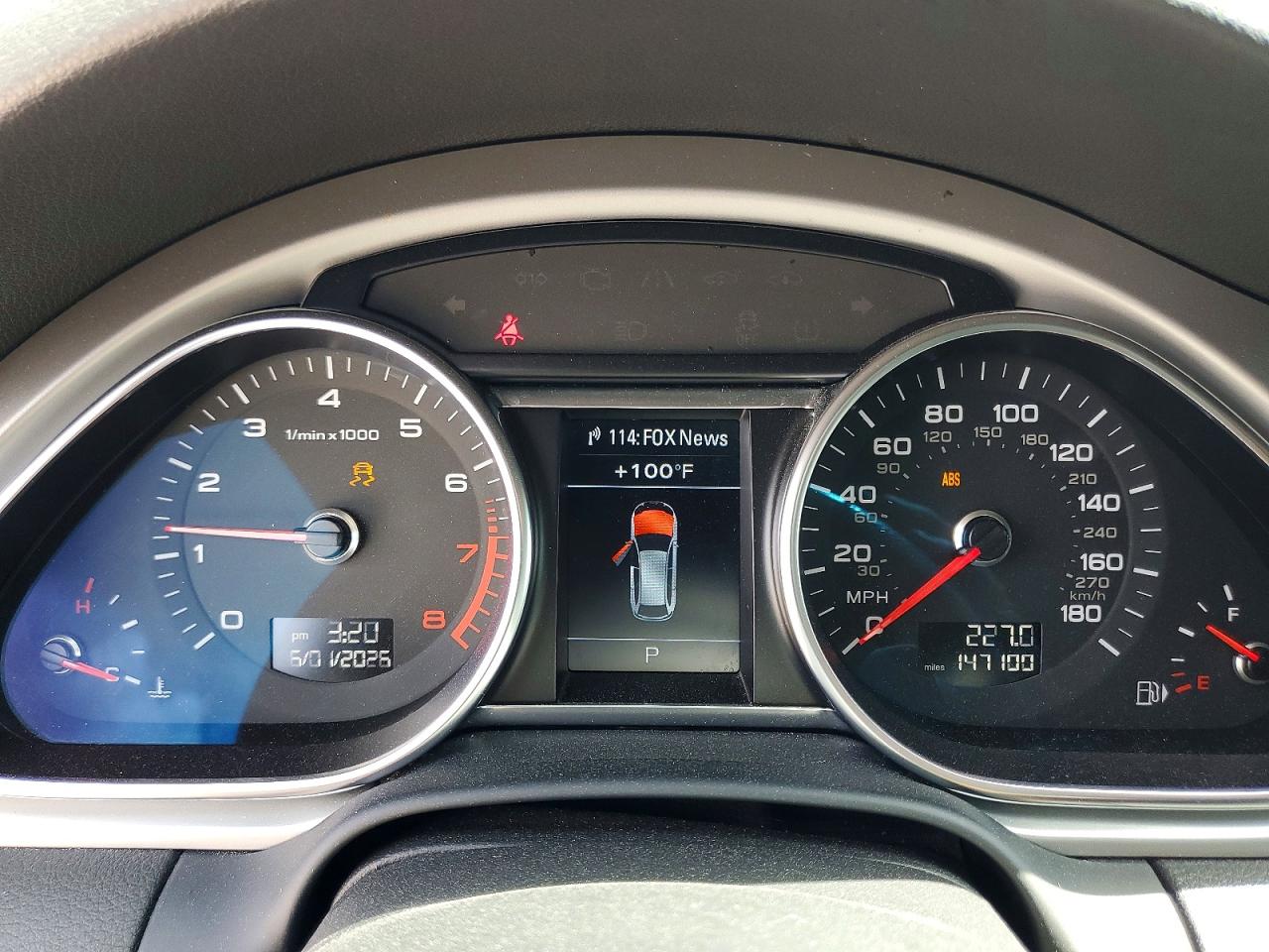 2014 Audi Q7 Prestige Gray vin: WA1DGAFE6ED015733
