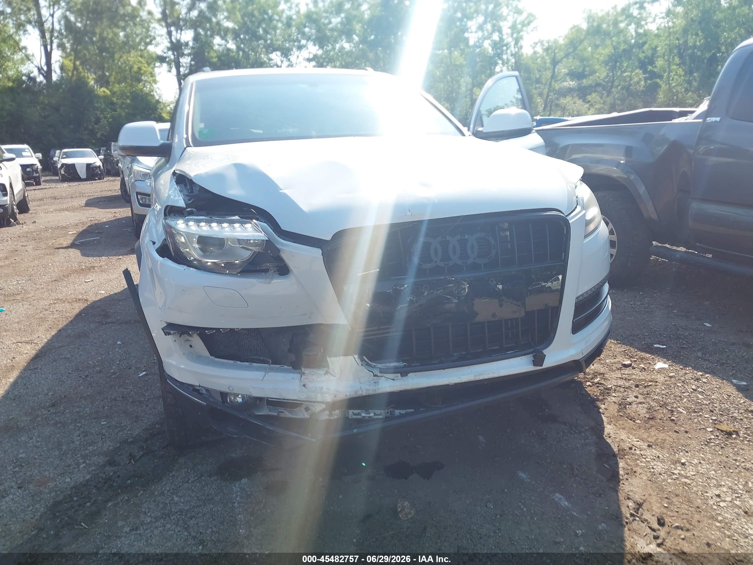 2015 Audi Q7 3.0t S Line Prestige White vin: WA1DGAFE6FD028578