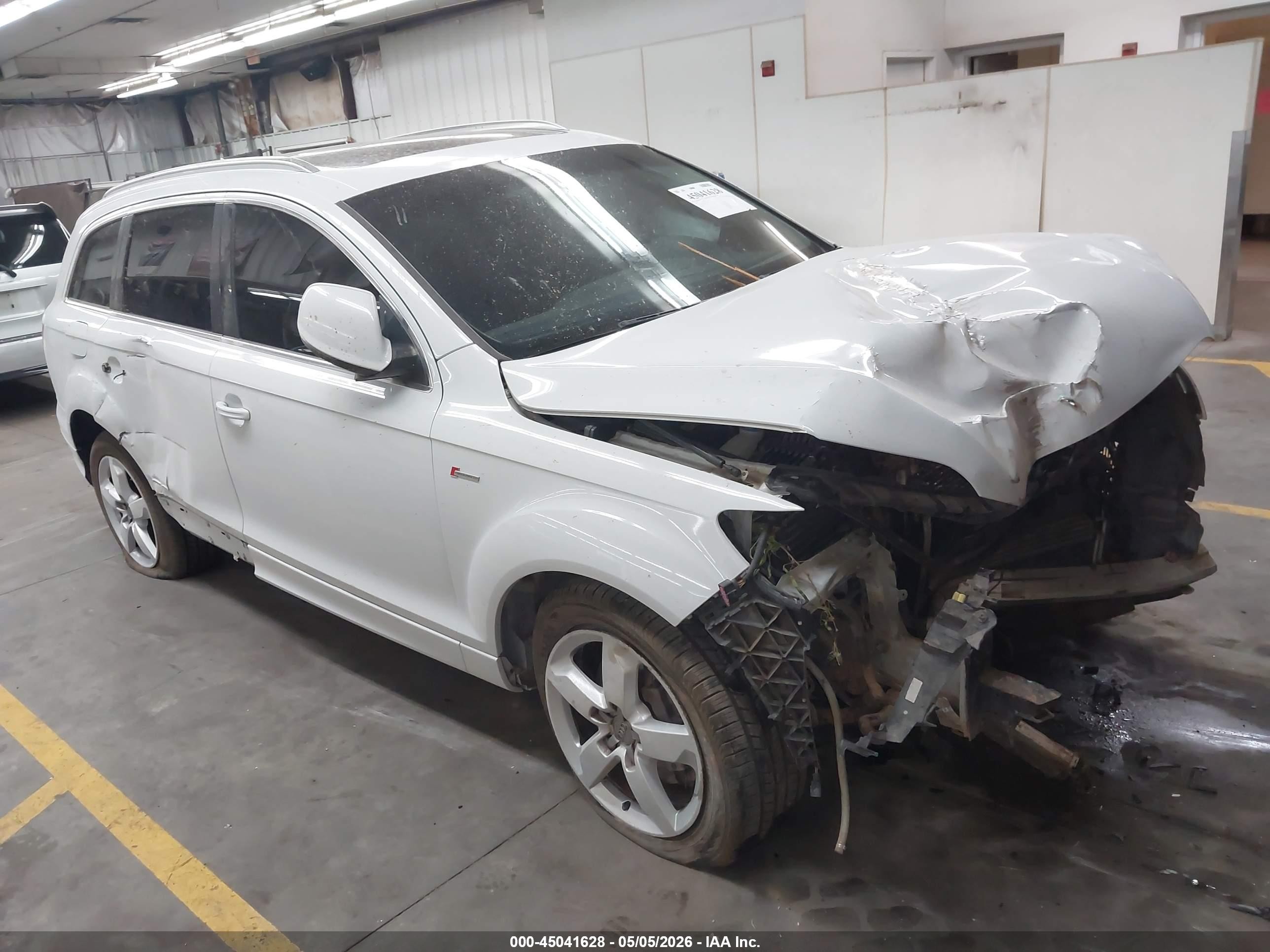 2015 Audi Q7 3.0t S Line Prestige White vin: WA1DGAFE7FD003639