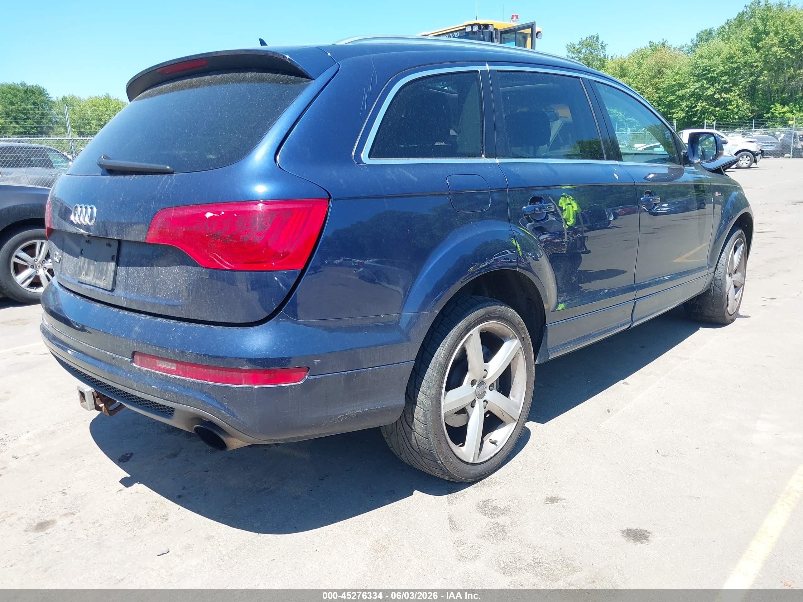 2012 Audi Q7 3.0t S Line Prestige Blue vin: WA1DGAFE8CD009011