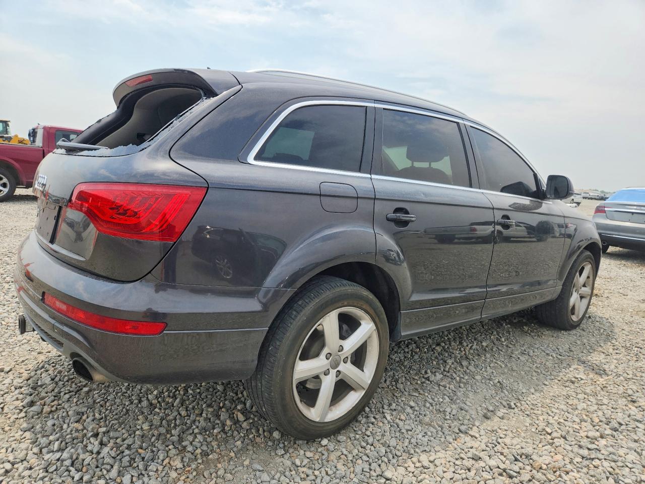2013 Audi Q7 Prestige Gray vin: WA1DGAFE8DD016882