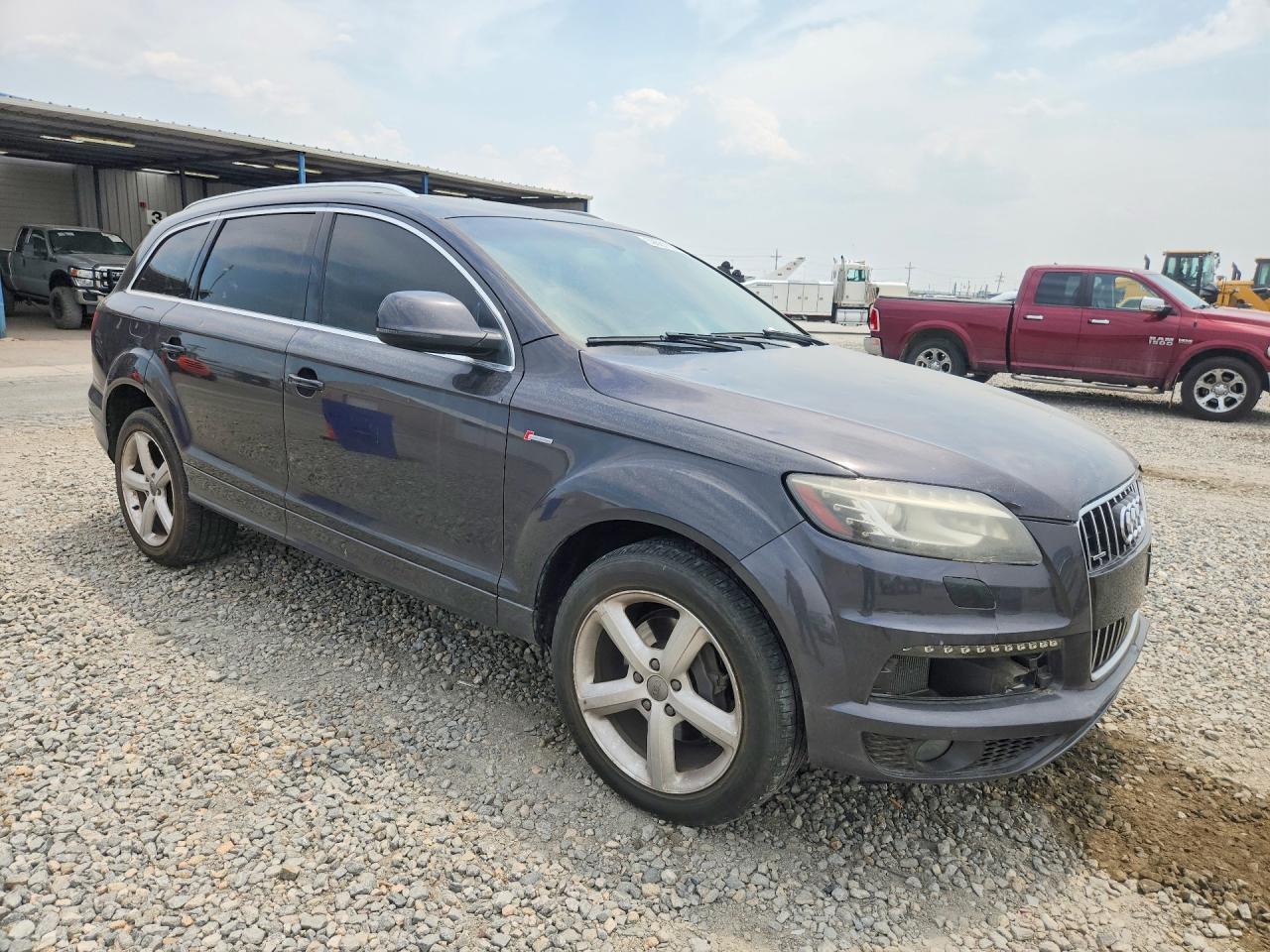 2013 Audi Q7 Prestige Gray vin: WA1DGAFE8DD016882