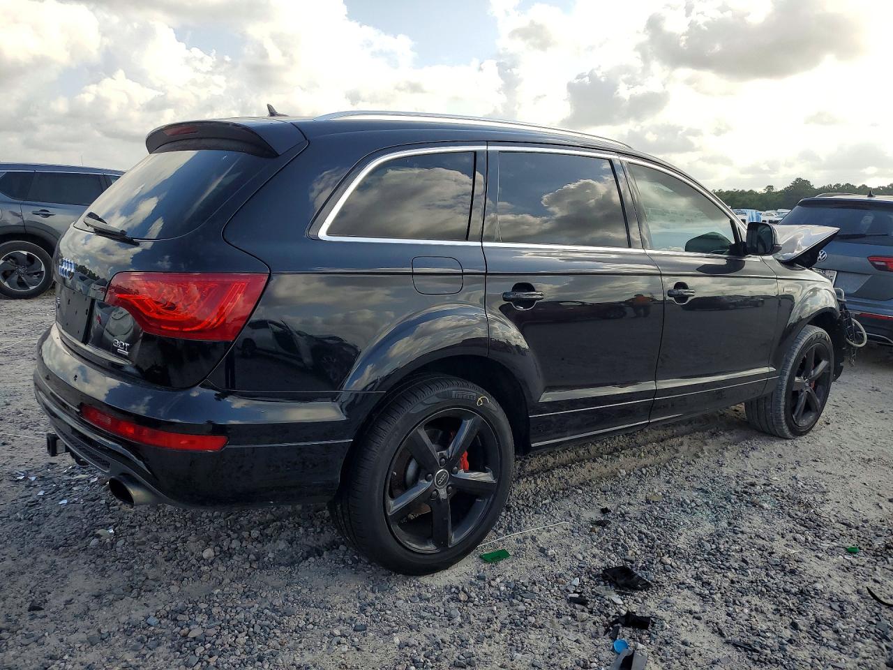 2014 Audi Q7 Prestige Black vin: WA1DGAFE8ED002028