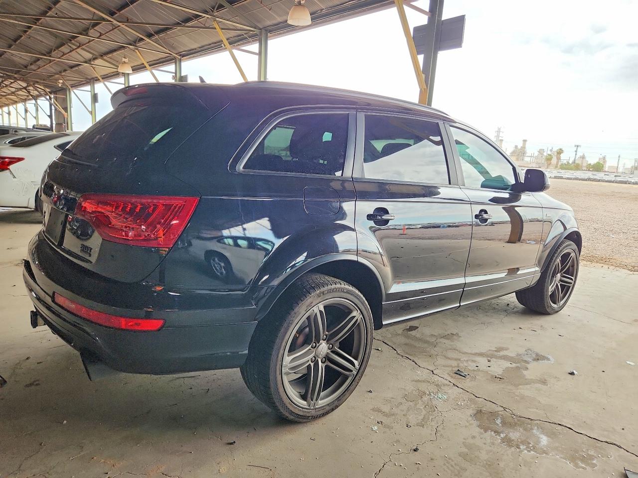 2015 Audi Q7 Prestige Black vin: WA1DGAFE8FD017243