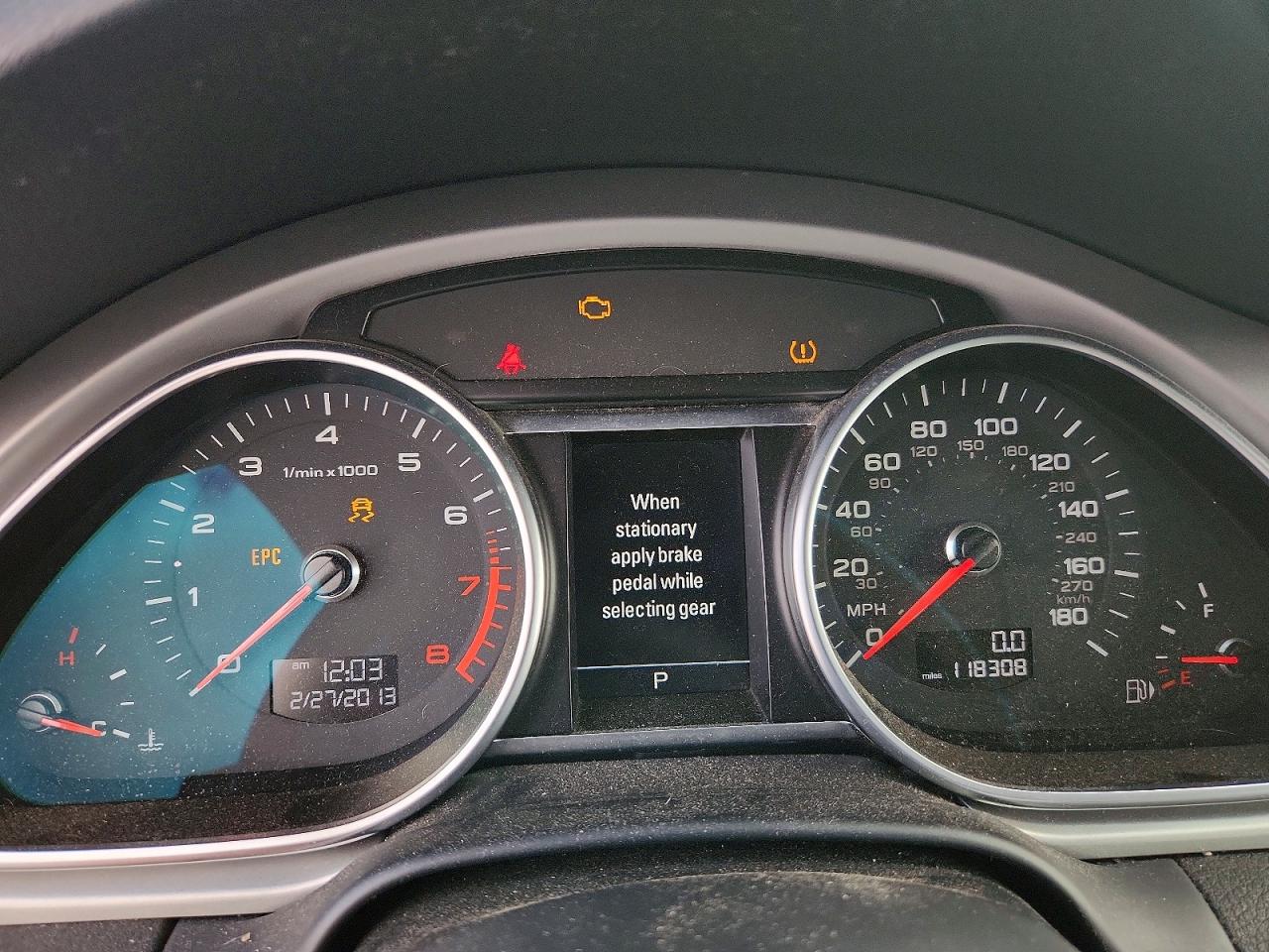 2015 Audi Q7 Prestige Серый vin: WA1DGAFE8FD023074