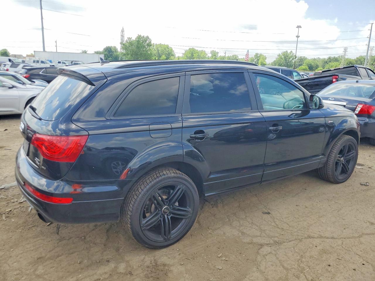 2015 Audi Q7 Prestige Black vin: WA1DGAFE8FD027769