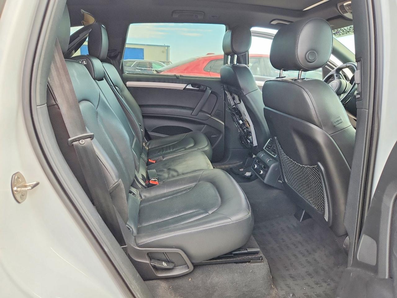 2015 Audi Q7 Prestige White vin: WA1DGAFE8FD030784