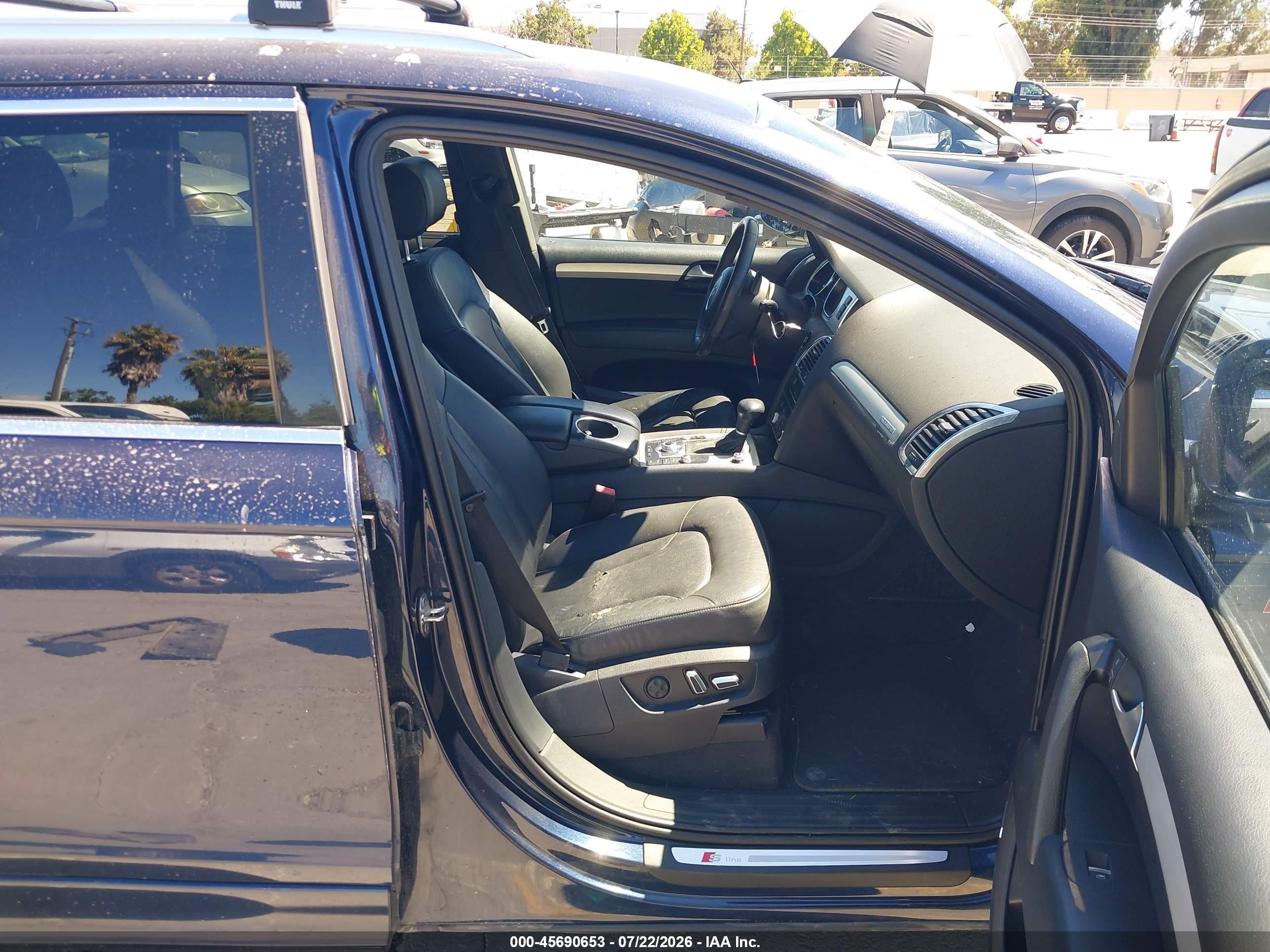 2014 Audi Q7 3.0t S Line Prestige Blue vin: WA1DGAFE9ED004483