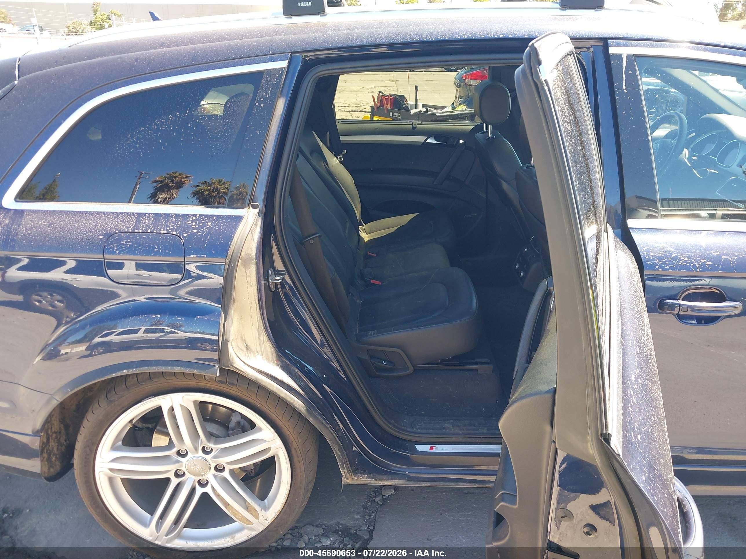 2014 Audi Q7 3.0t S Line Prestige Blue vin: WA1DGAFE9ED004483