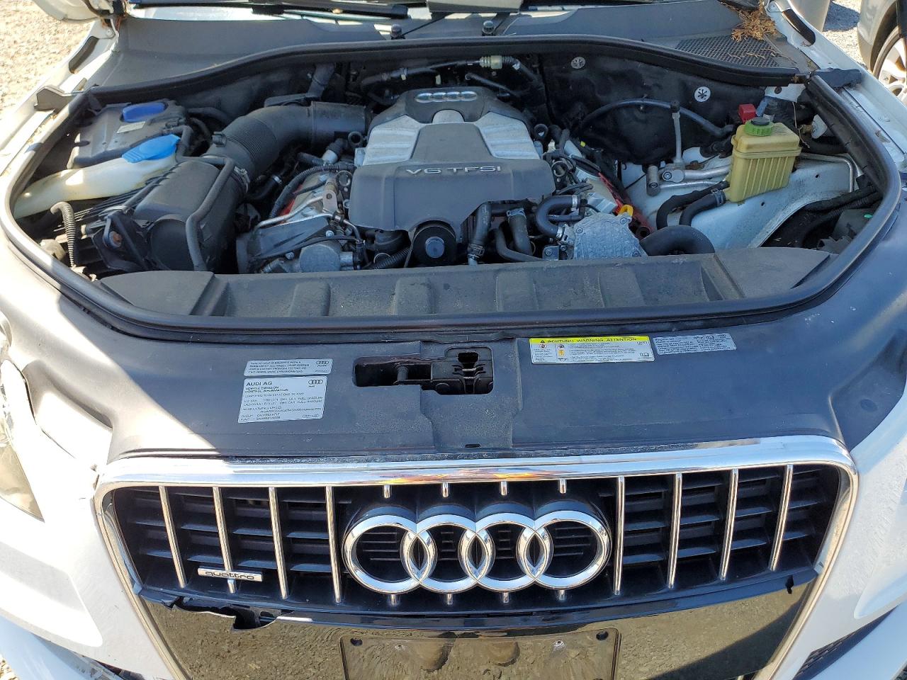 2014 Audi Q7 Prestige White vin: WA1DGAFE9ED011708