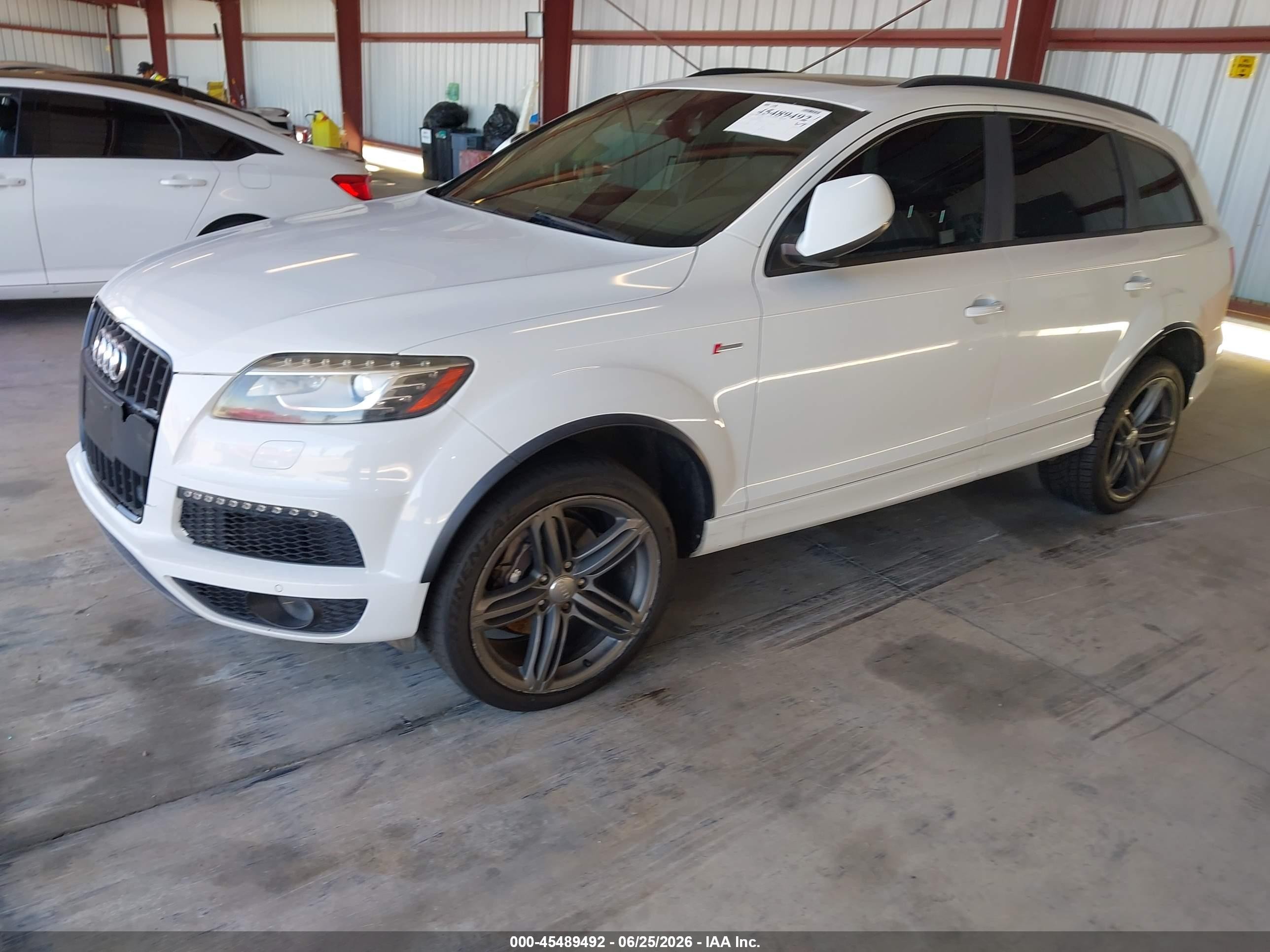 2014 Audi Q7 3.0t S Line Prestige White vin: WA1DGAFE9ED012051