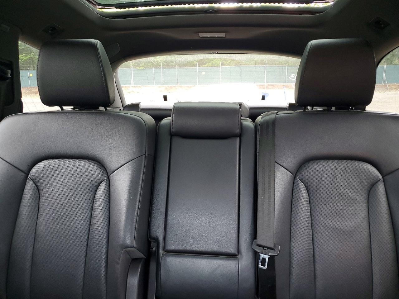 2014 Audi Q7 Prestige Black vin: WA1DGAFE9ED015502