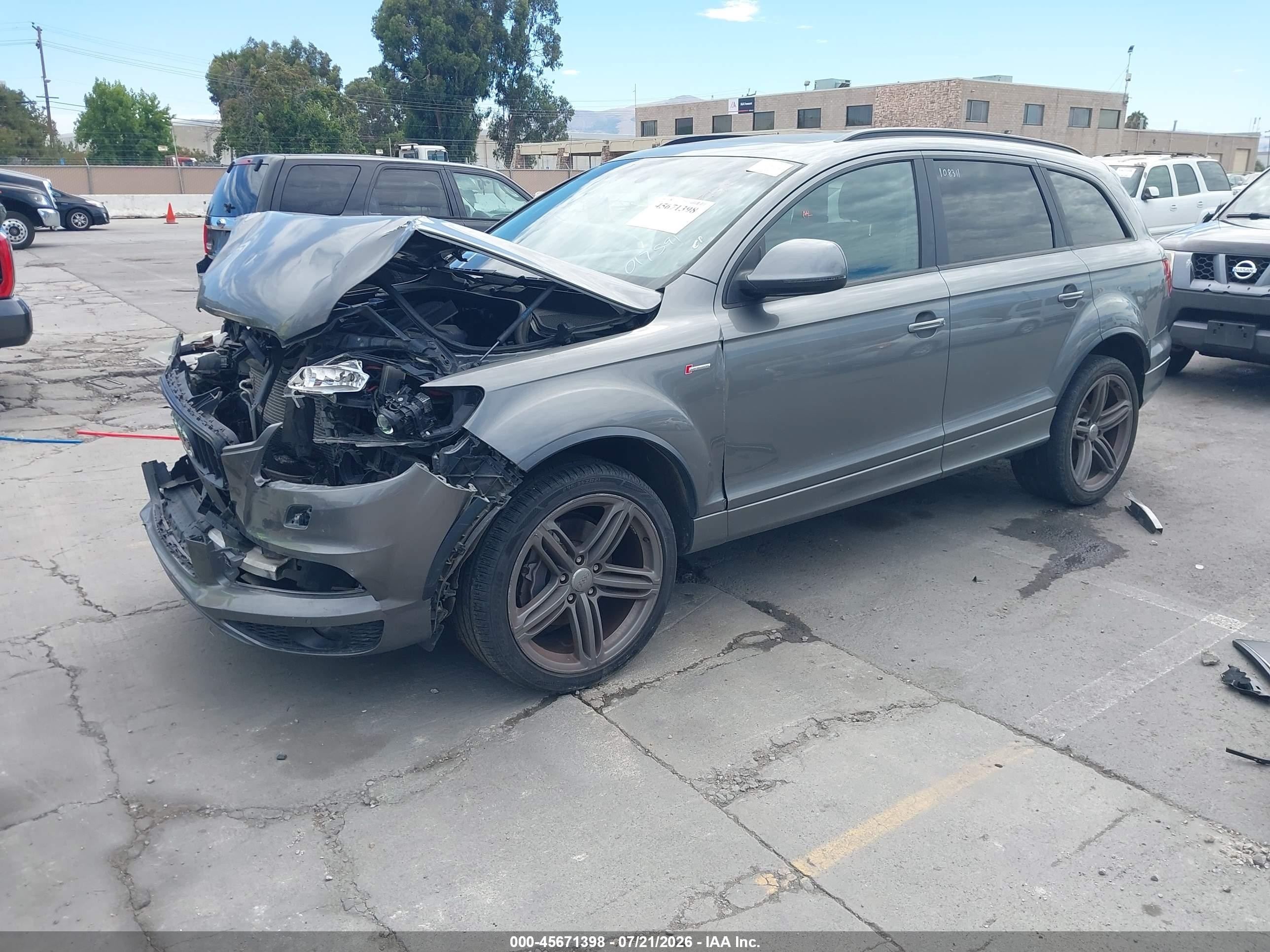 2015 Audi Q7 3.0t S Line Prestige Gray vin: WA1DGAFE9FD017591