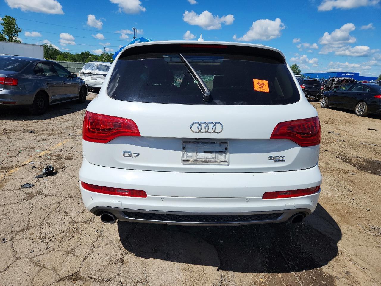2015 Audi Q7 Prestige Белый vin: WA1DGAFE9FD018109