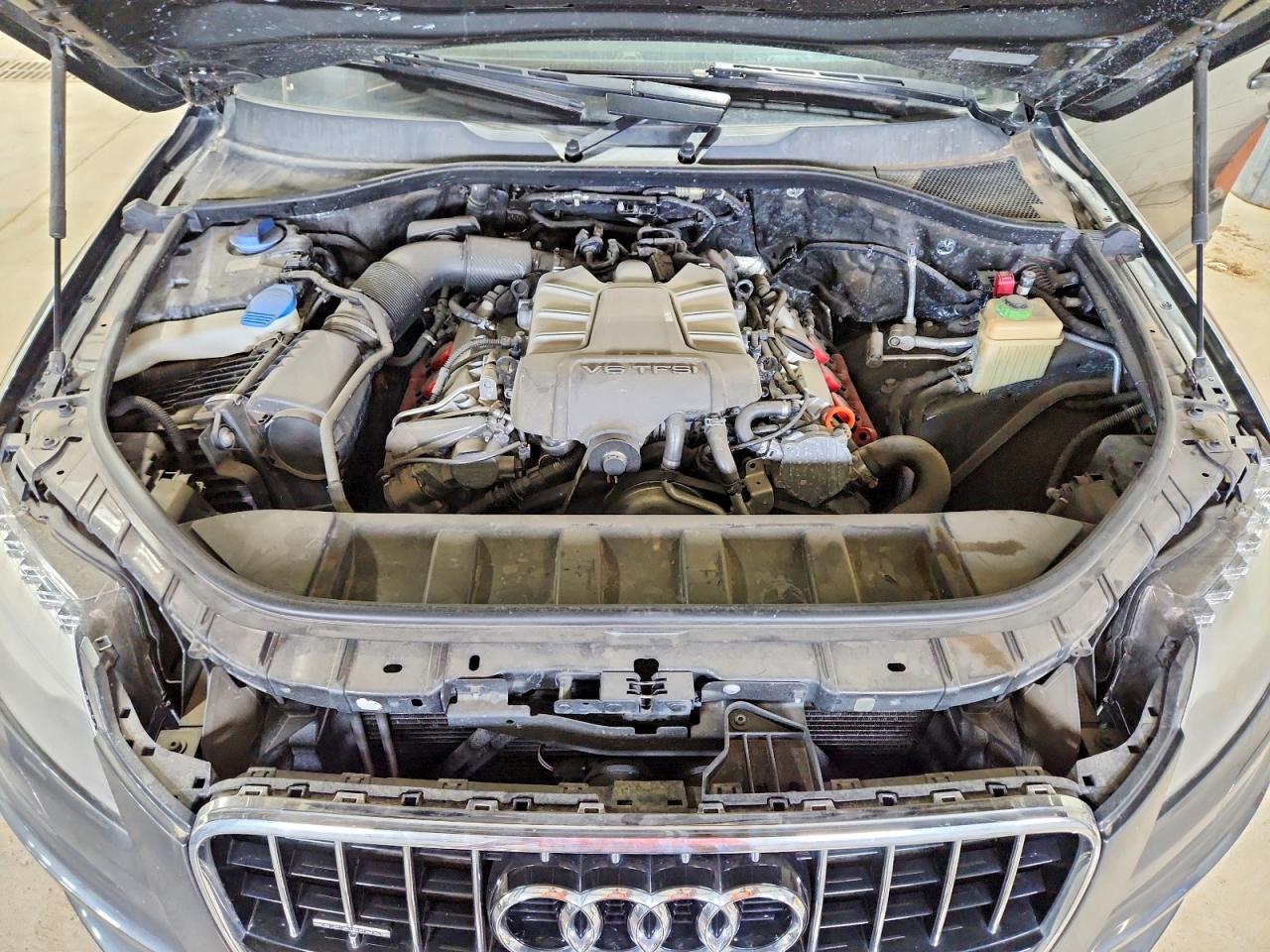 2013 Audi Q7 Prestige Gray vin: WA1DGAFEXDD015698