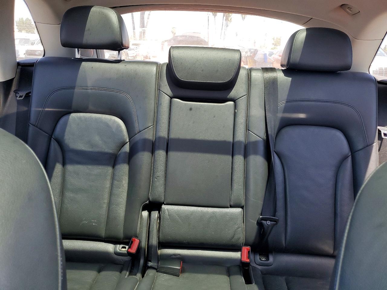 2013 Audi Q5 Premium Plus Blue vin: WA1DGAFP0DA027796