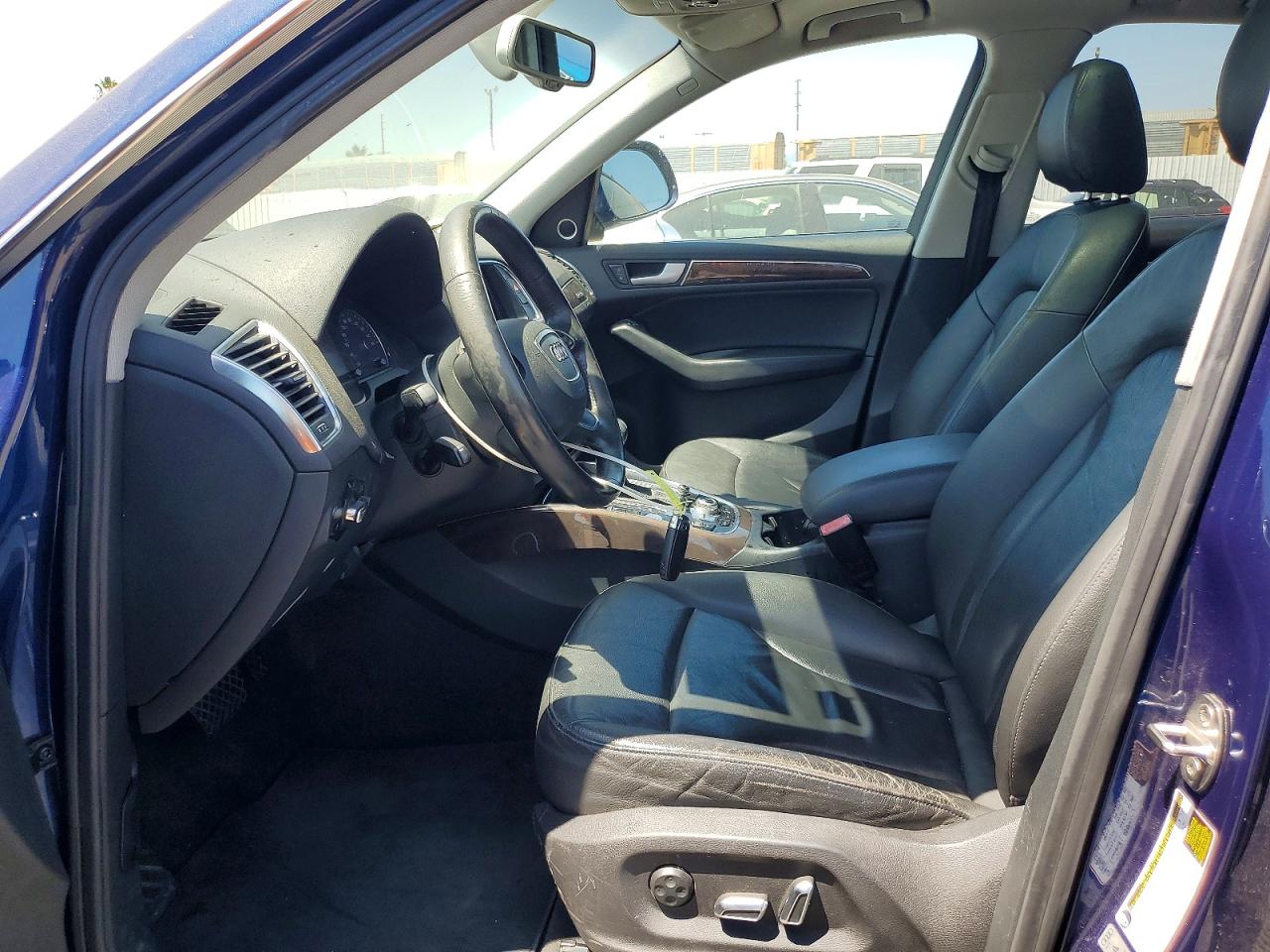 2013 Audi Q5 Premium Plus Blue vin: WA1DGAFP0DA027796