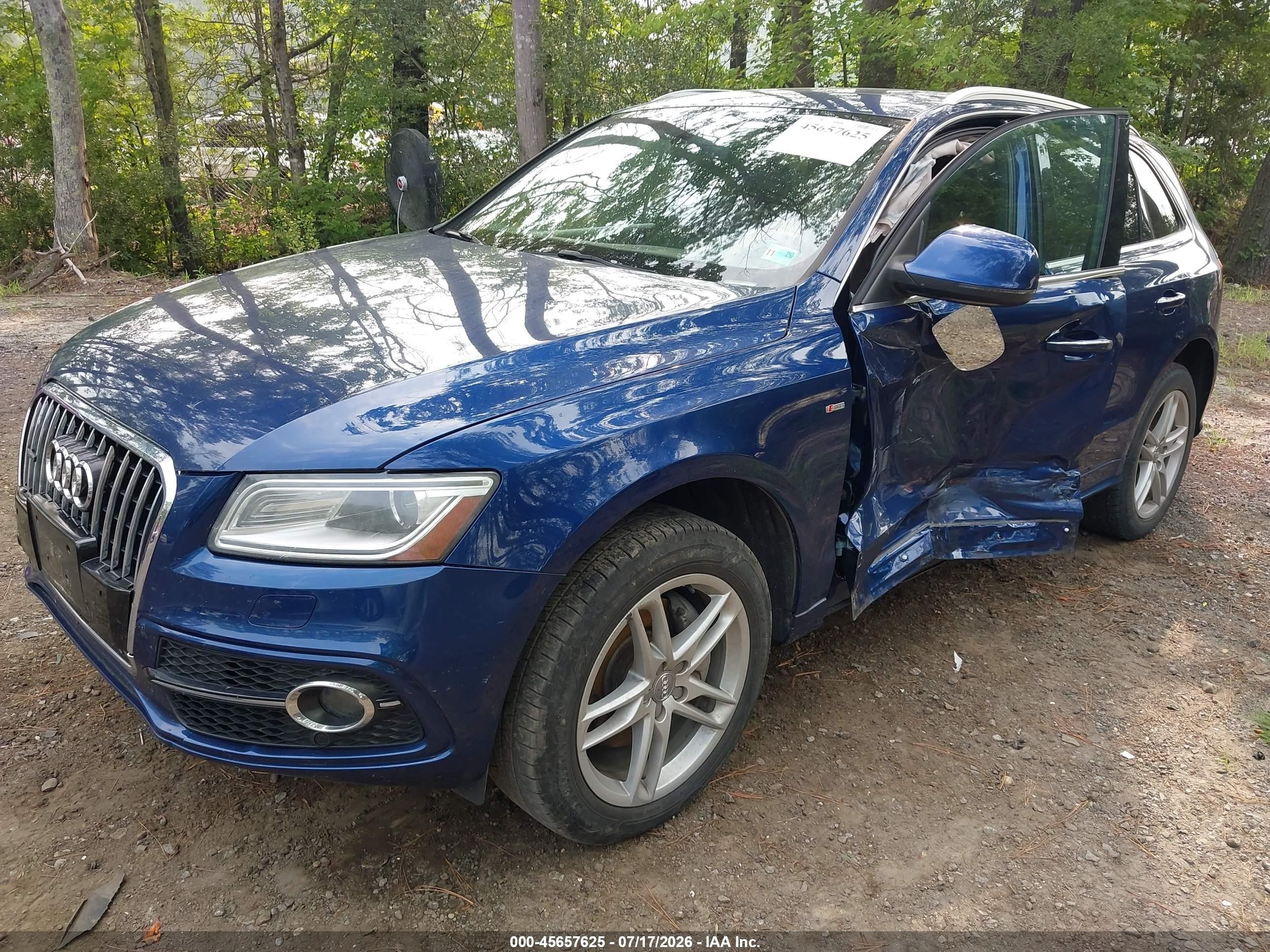 2015 Audi Q5 3.0t Premium Plus Blue vin: WA1DGAFP0FA019054