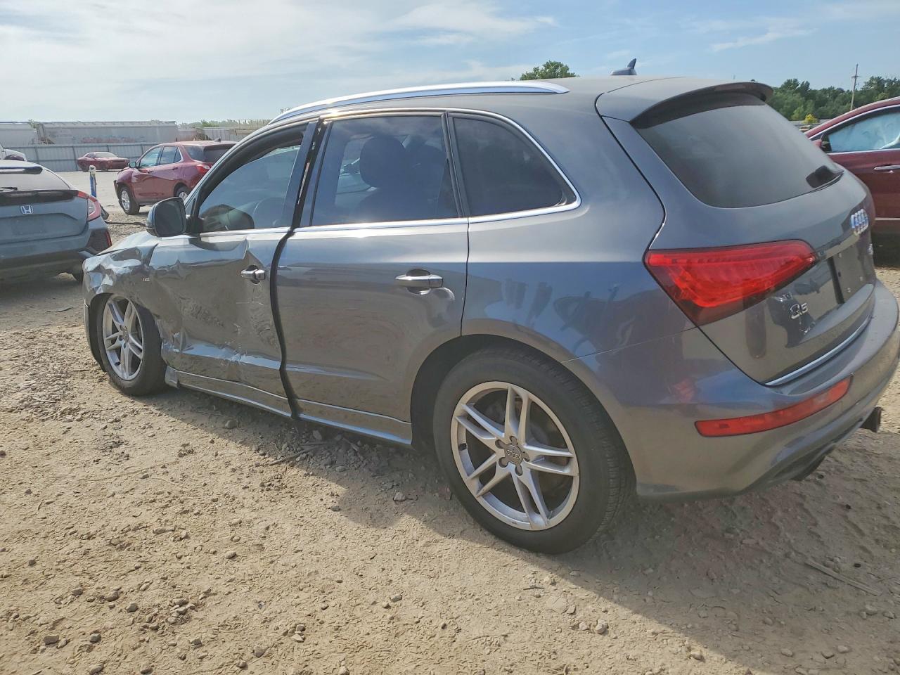 2015 Audi Q5 Premium Plus Серый vin: WA1DGAFP0FA043872