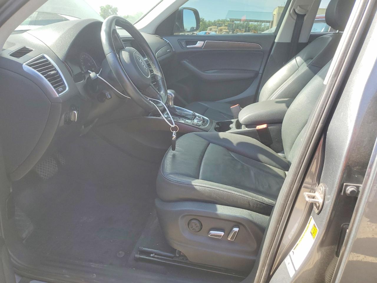2015 Audi Q5 Premium Plus Серый vin: WA1DGAFP0FA043872