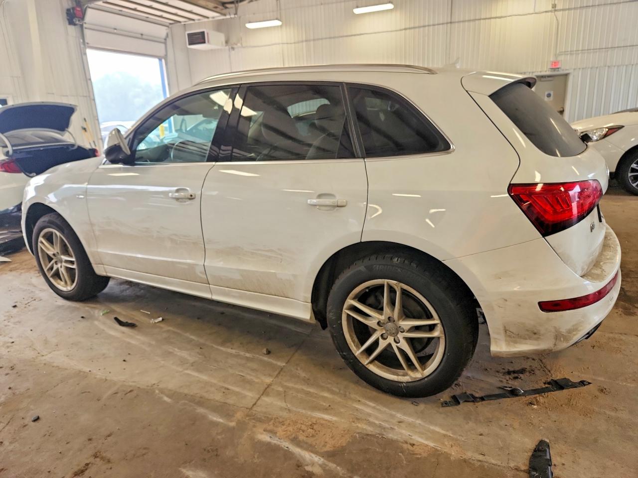 2013 Audi Q5 Premium Plus White vin: WA1DGAFP1DA033297