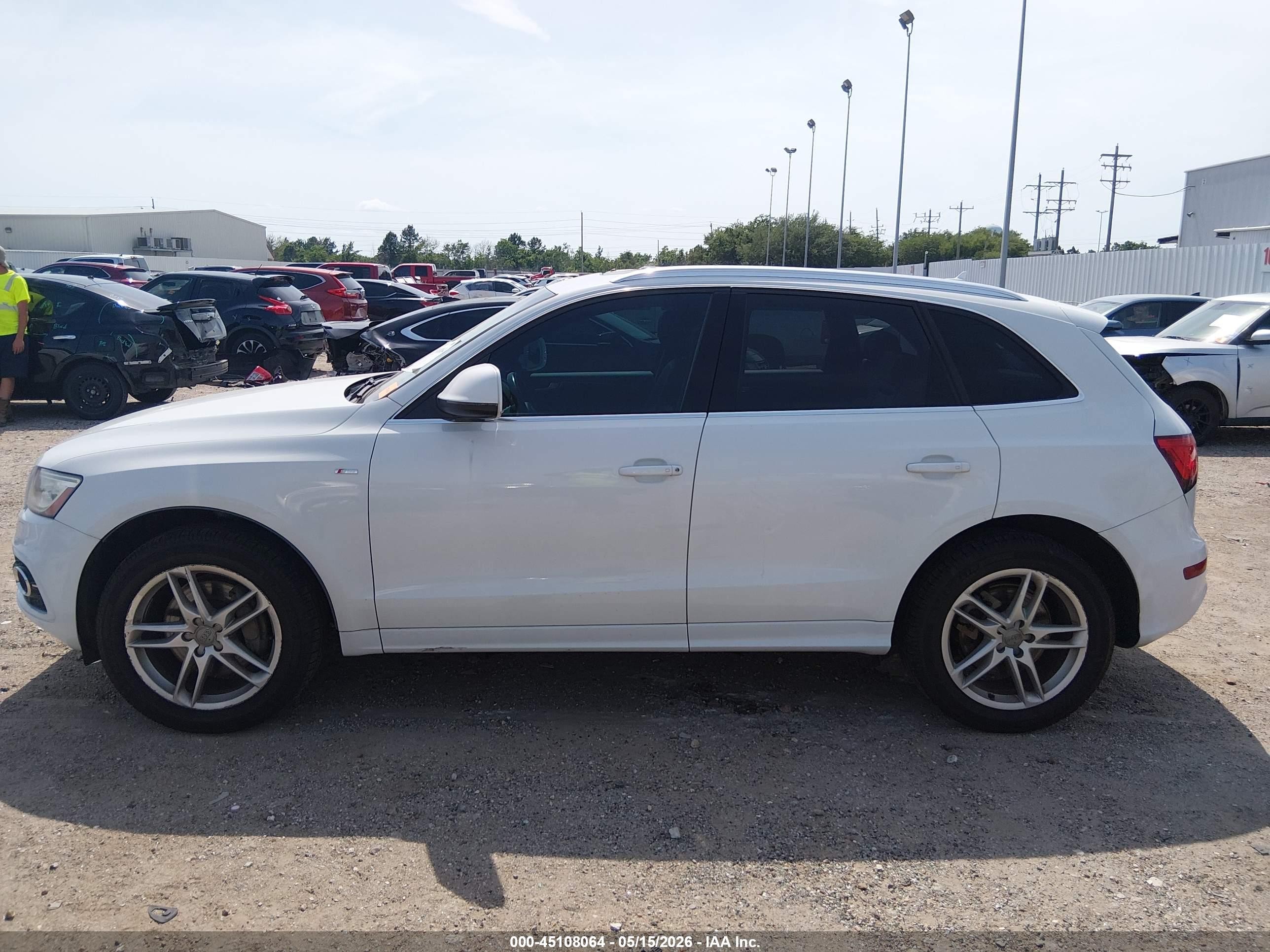 2014 Audi Q5 3.0t Premium Plus White vin: WA1DGAFP1EA053583