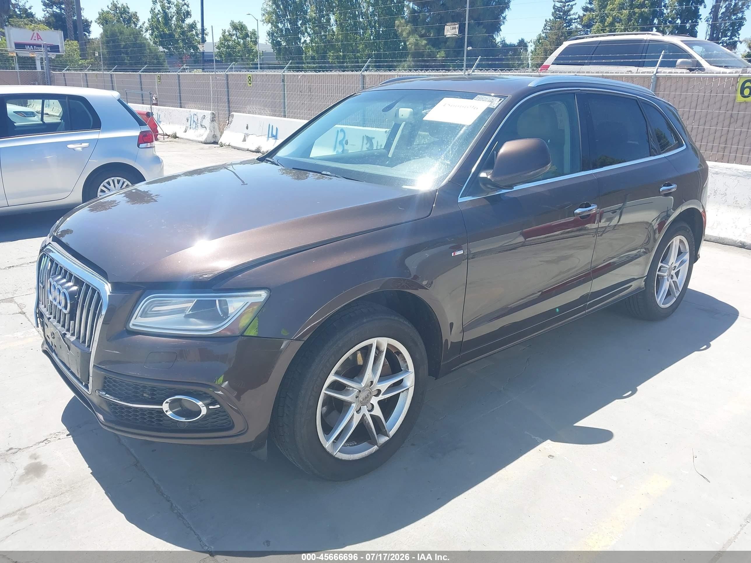 2015 Audi Q5 3.0t Premium Plus Brown vin: WA1DGAFP1FA012338