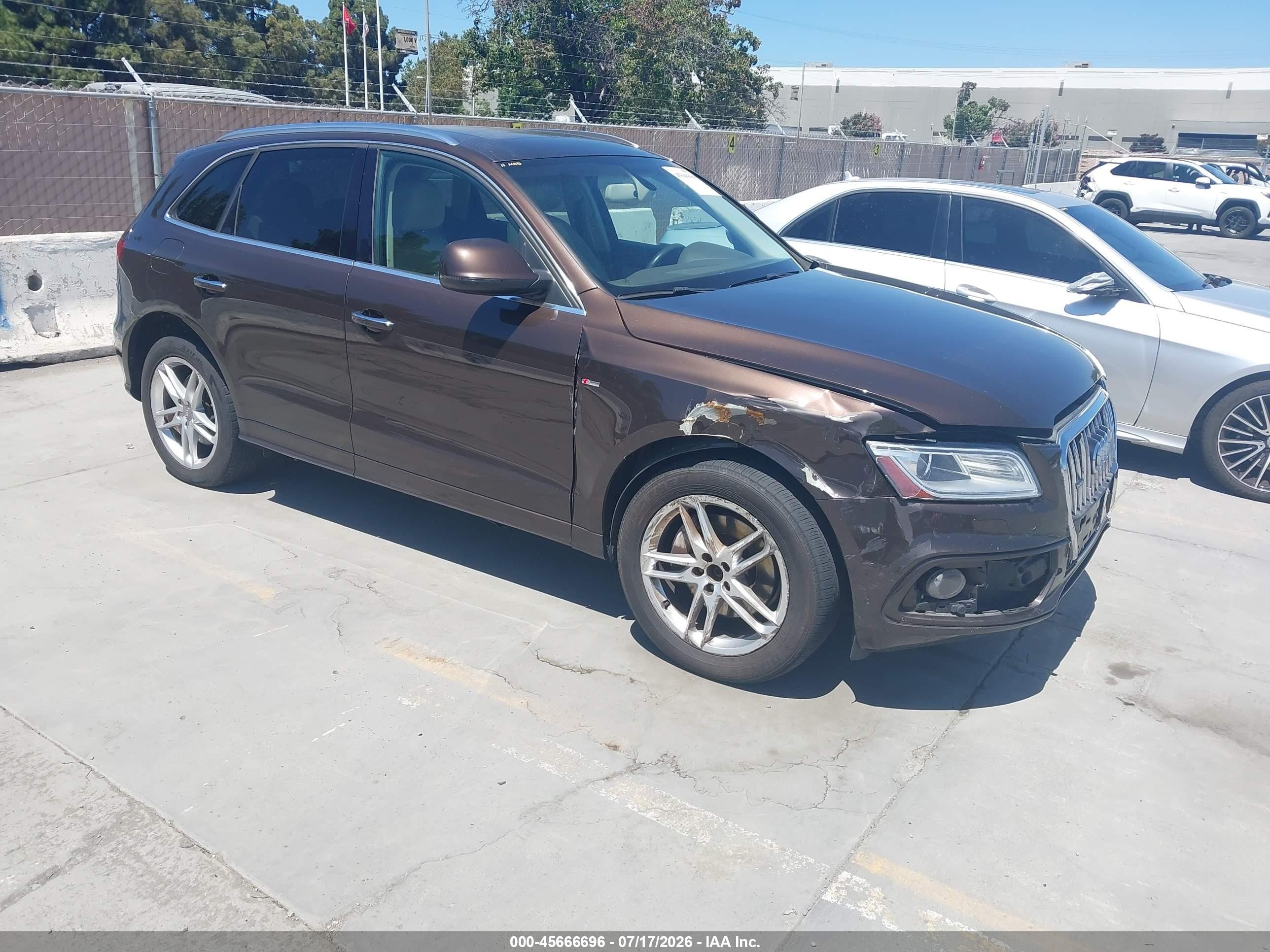 2015 Audi Q5 3.0t Premium Plus Brown vin: WA1DGAFP1FA012338