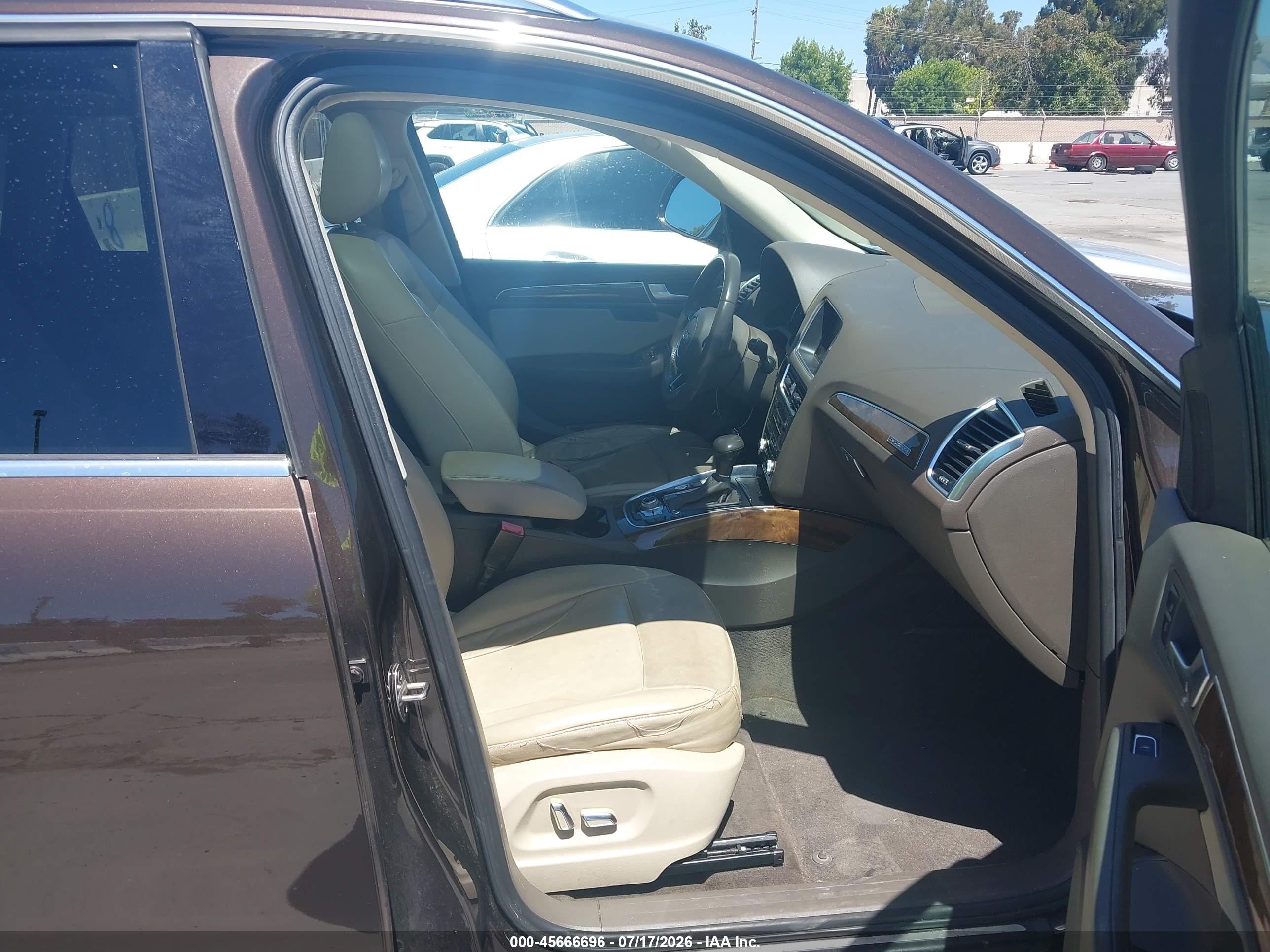 2015 Audi Q5 3.0t Premium Plus Brown vin: WA1DGAFP1FA012338