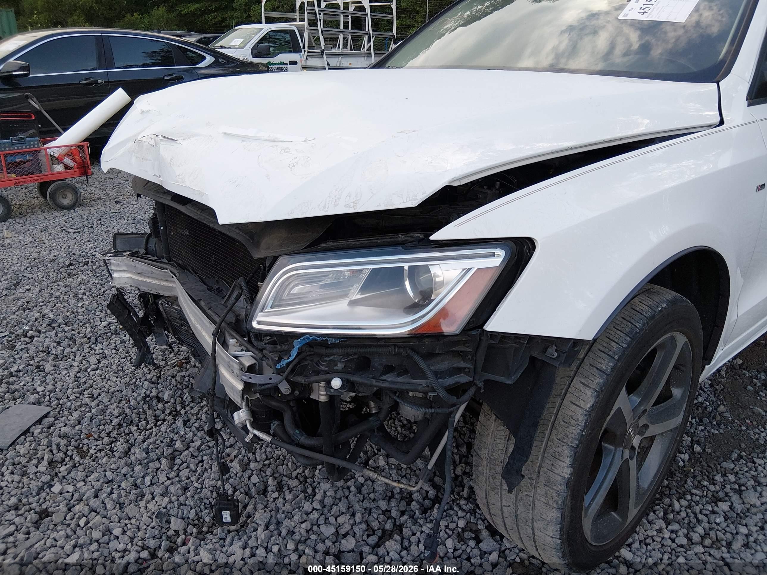 2015 Audi Q5 3.0t Premium Plus White vin: WA1DGAFP1FA035845