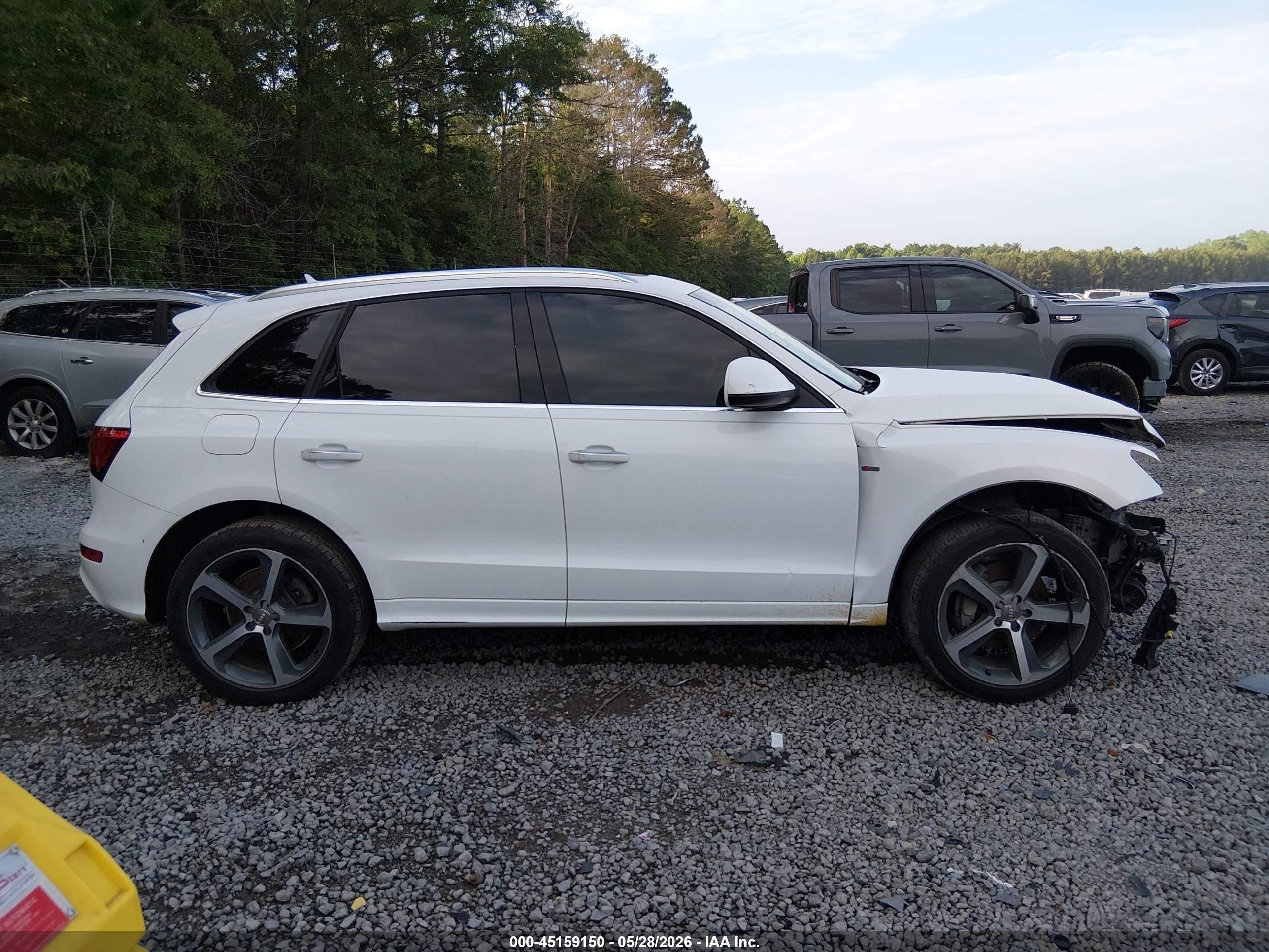 2015 Audi Q5 3.0t Premium Plus White vin: WA1DGAFP1FA035845