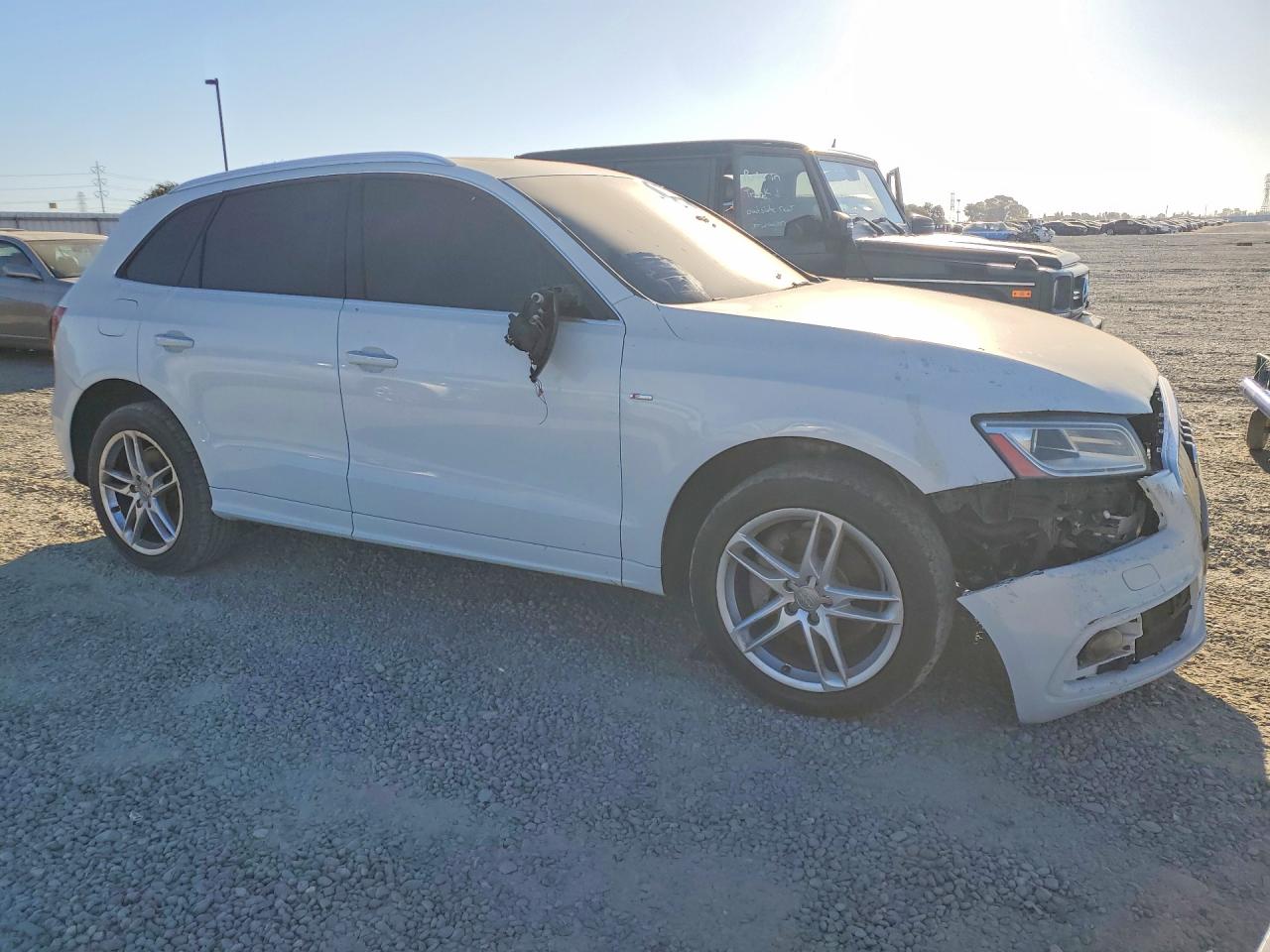 2015 Audi Q5 Premium Plus White vin: WA1DGAFP1FA079988