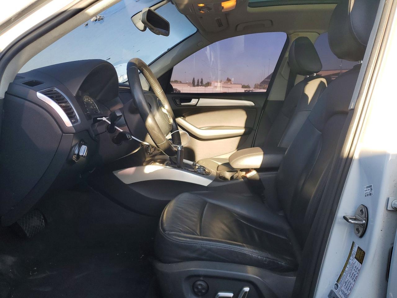 2015 Audi Q5 Premium Plus White vin: WA1DGAFP1FA079988