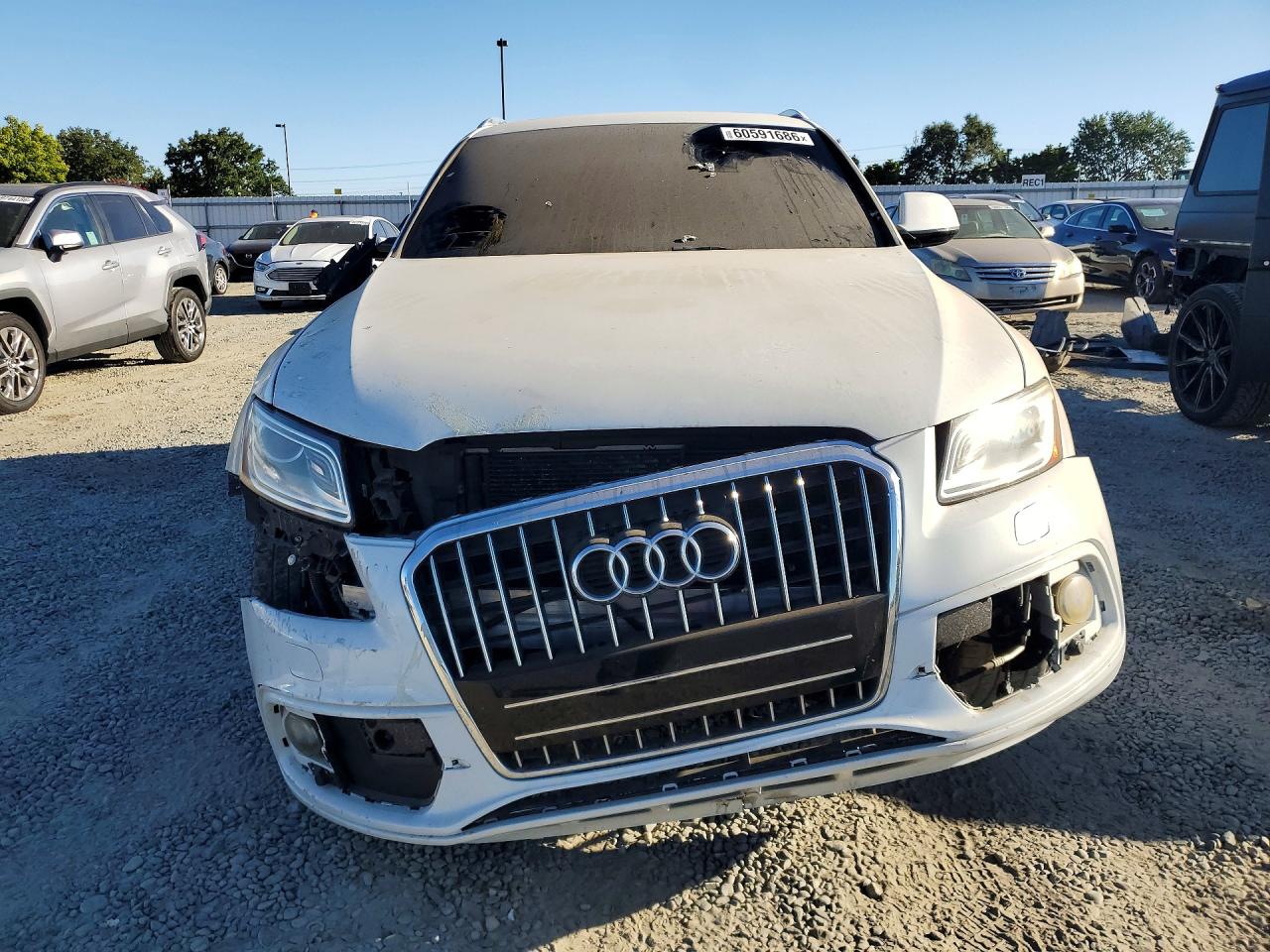 2015 Audi Q5 Premium Plus White vin: WA1DGAFP1FA079988