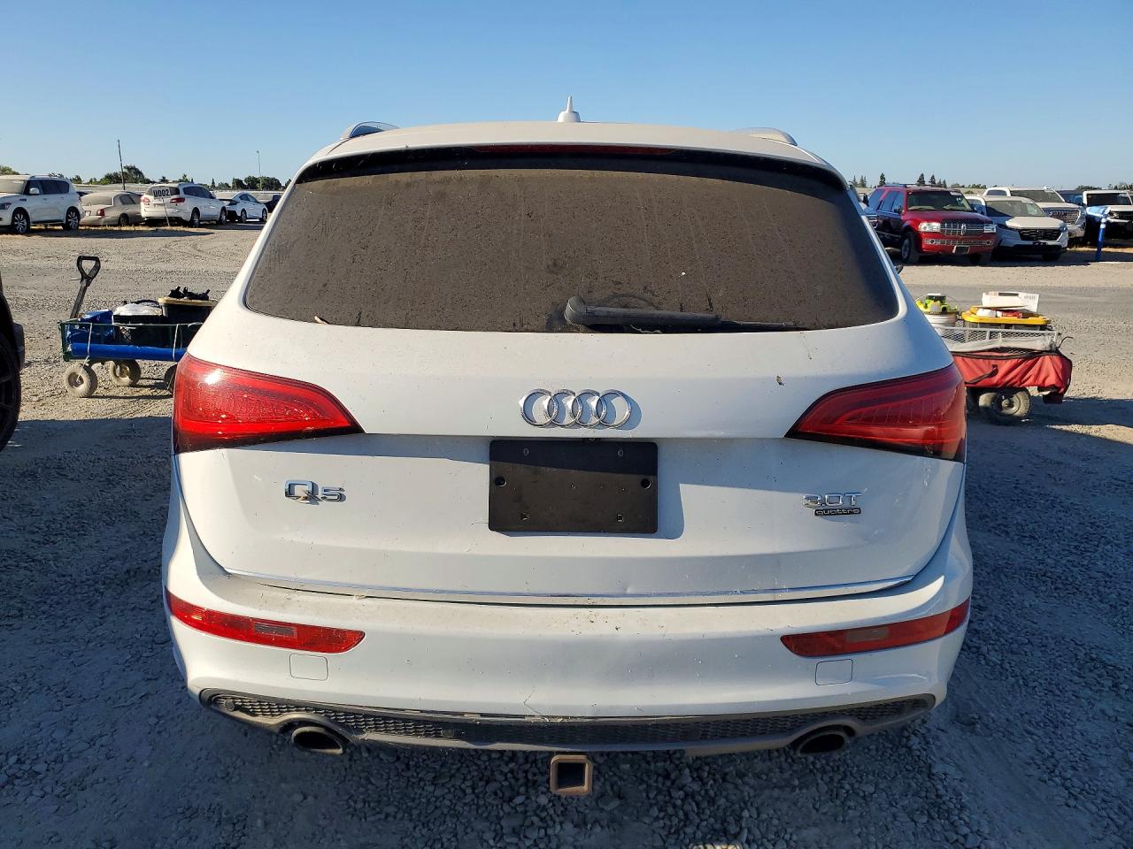 2015 Audi Q5 Premium Plus White vin: WA1DGAFP1FA079988