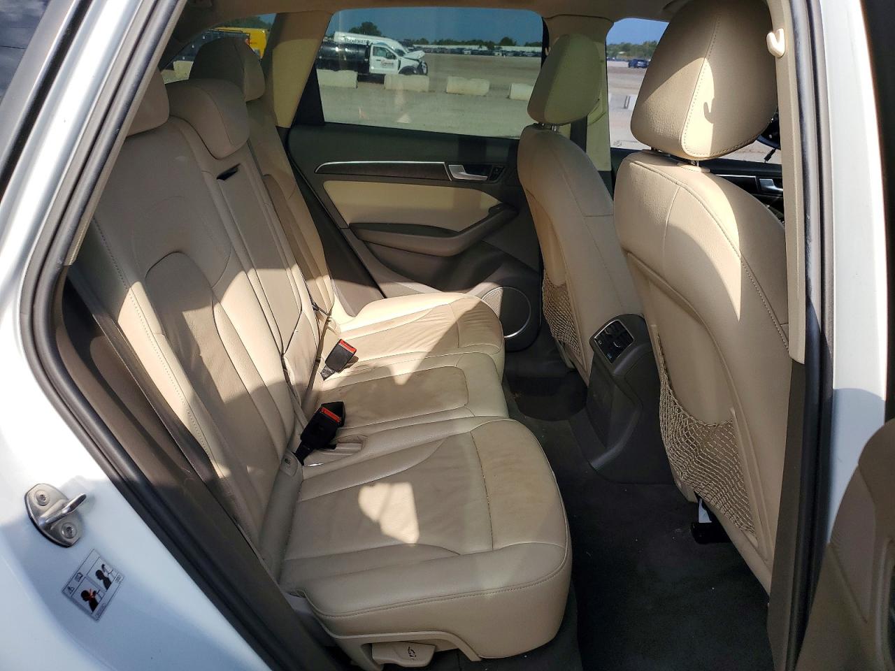 2014 Audi Q5 Premium Plus White vin: WA1DGAFP2EA079139